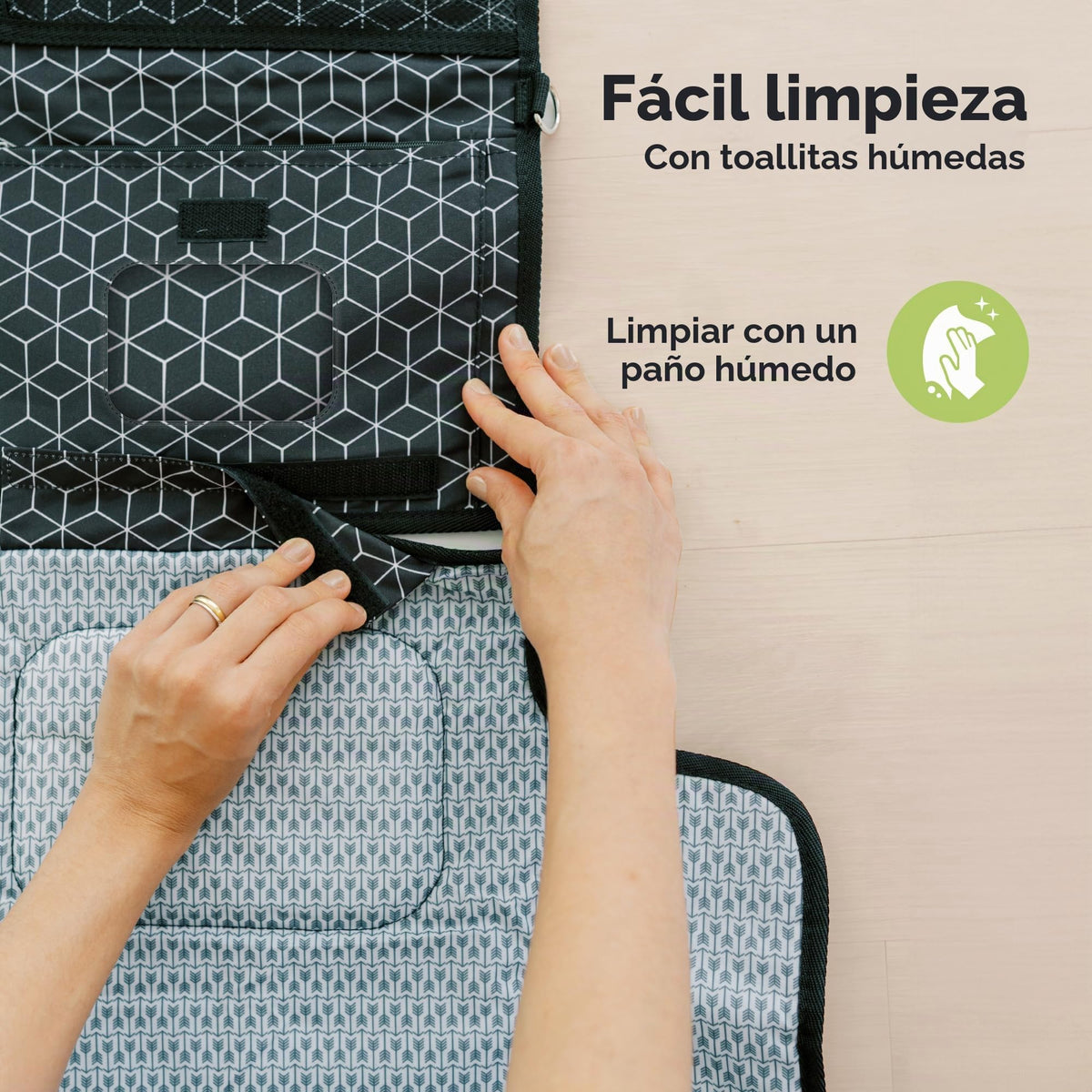 KeaBabies - Cambiador portátil para pañales – Cambiador grande impermeable para bebé, embrague de pañales de viaje compacto, gris, plástico, mat