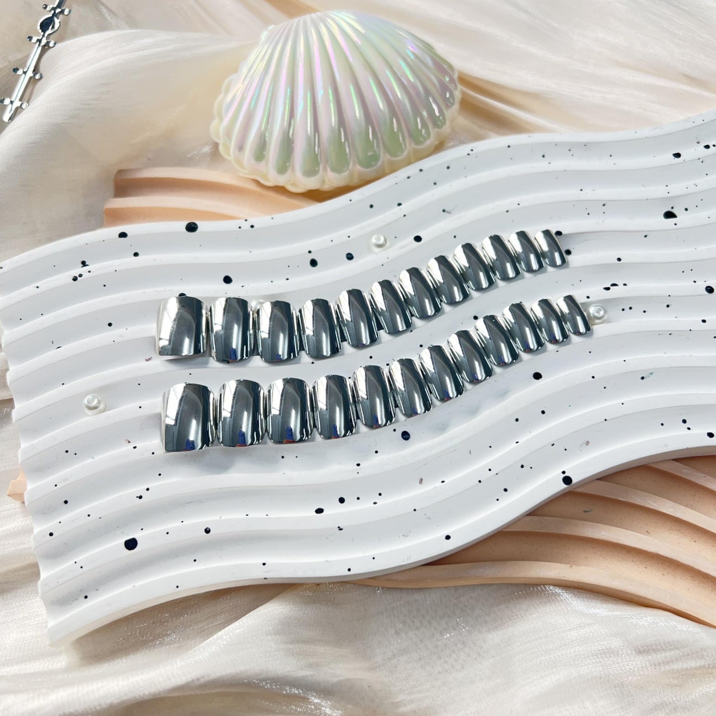 SXVME Uñas Postizas De Metal Plateado Con Efecto Espejo, Medianas, Cortas, Cuadradas, Cromadas Y Esmaltadas, De Gel, Brillantes, Acrílicas, Reutilizables, Gruesas, Para Mujer, Con Pegamento, De Longit