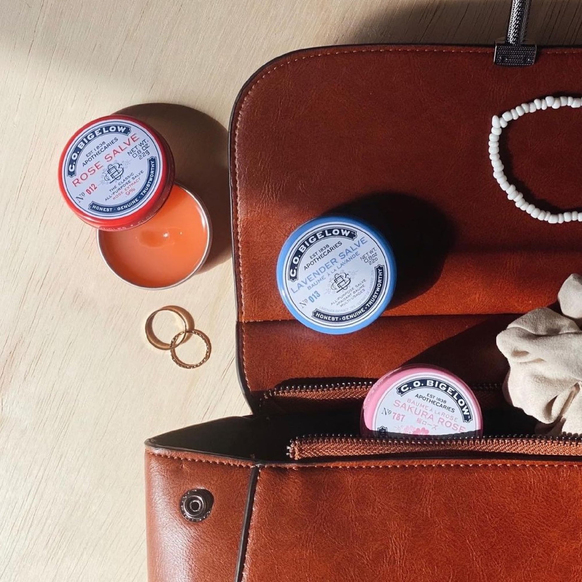 C.O. Bigelow - Bálsamo labial multiusos para mujeres u hombres, lata de 8 onzas, paquete de 3