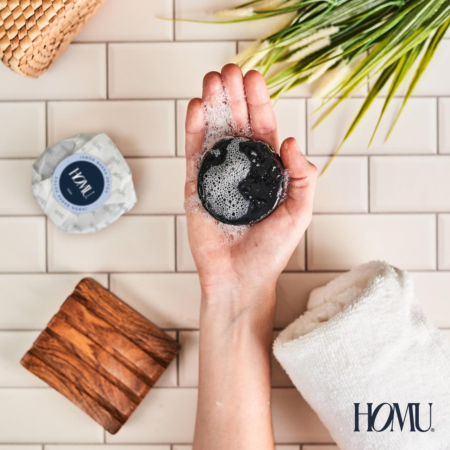 HoMu Jabón Barra Detox con Carbón Activado 50g (Pack 10) – Control de olor para Axilas, Limpieza Profunda de Poros, Para Todo Tipo de Piel, Cuerpo y Rostro