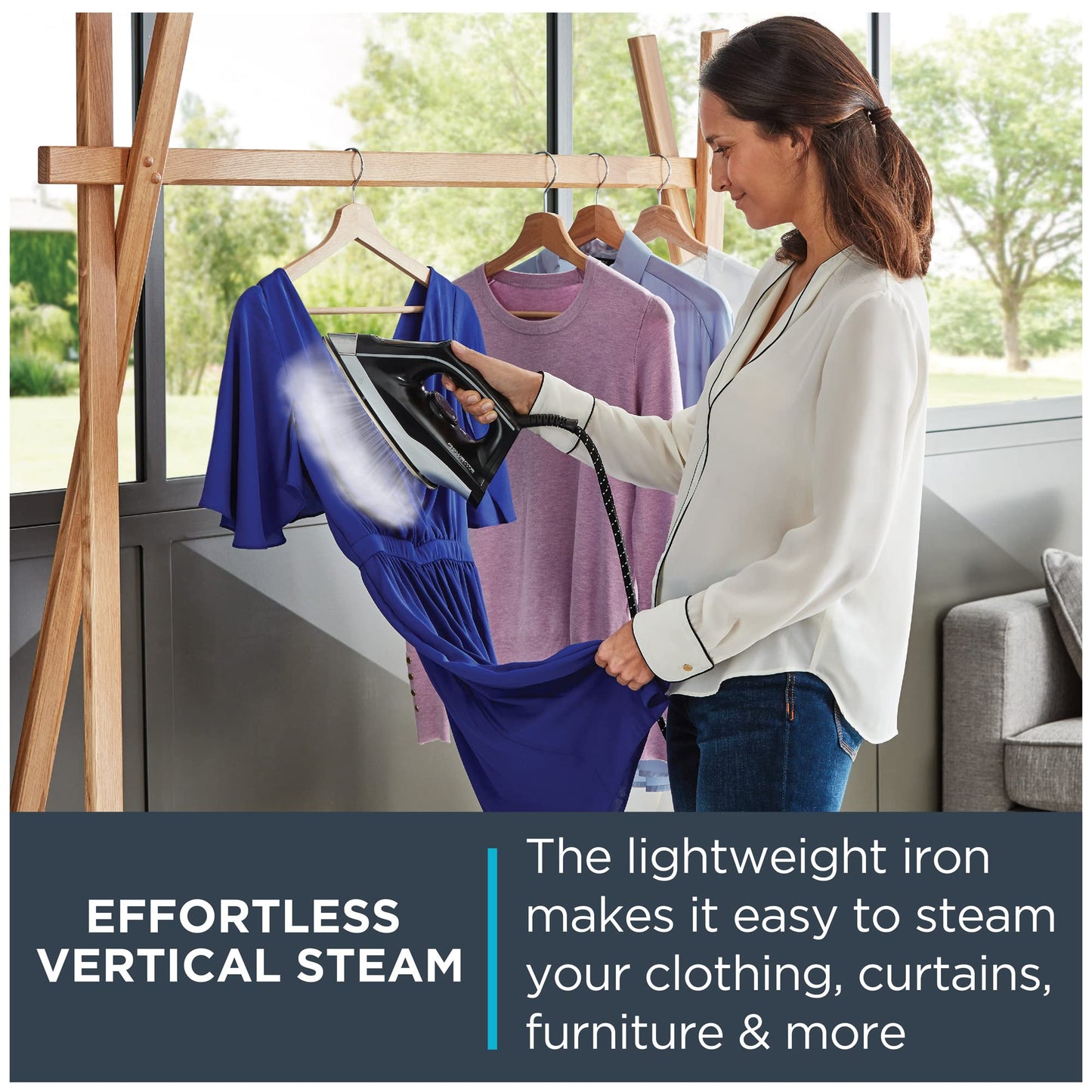 Central de Vapor Rowenta Compact Steam Pro 1.7 L con Plancha y Contenedor de Agua Extraíble
