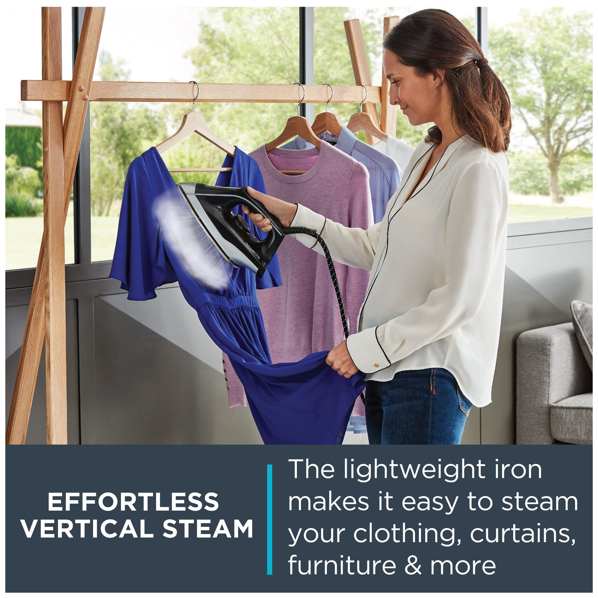 Central de Vapor Rowenta Compact Steam Pro 1.7 L con Plancha y Contenedor de Agua Extraíble