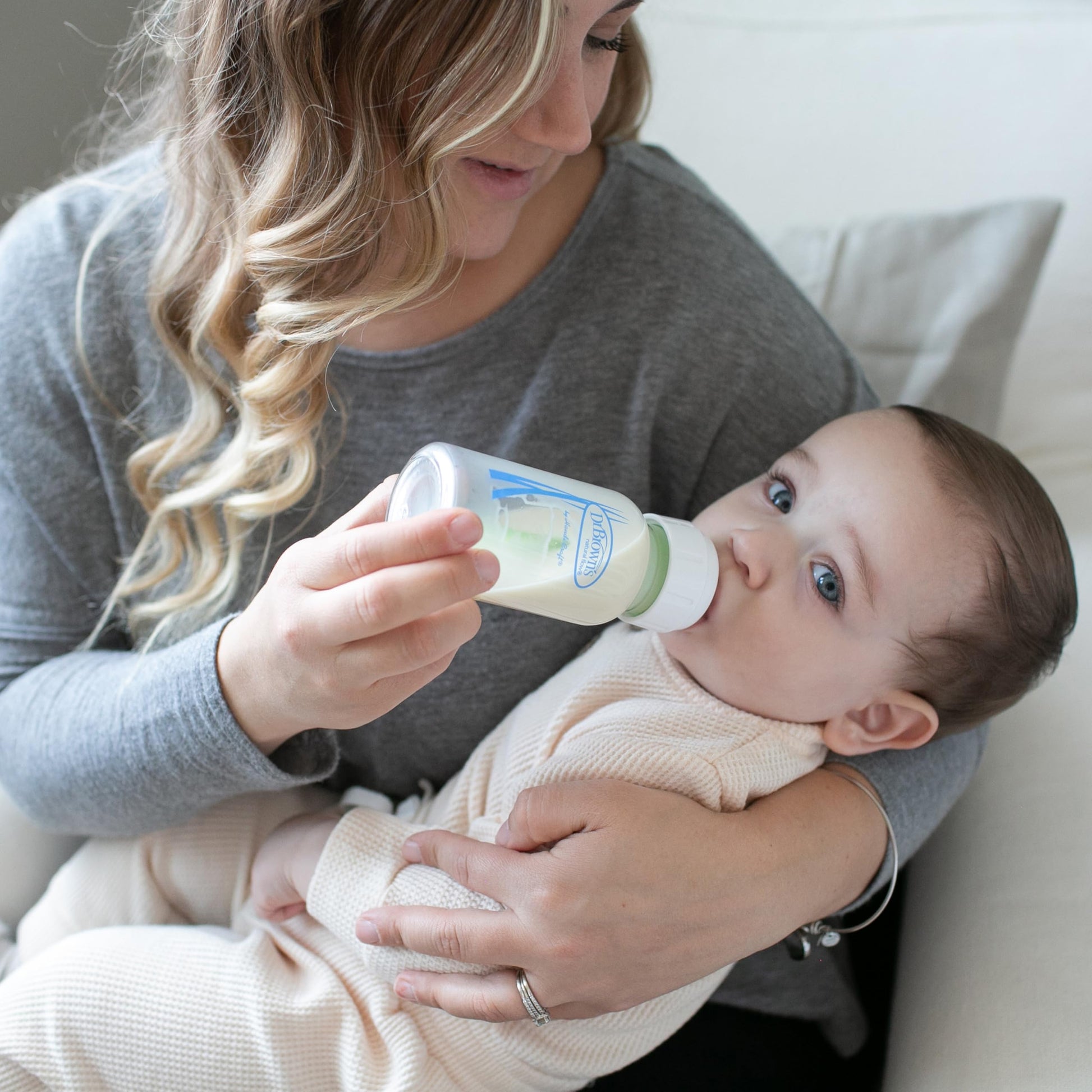 Biberón de Vidrio Dr. Brown's Natural Flow Options Plus Transparente 4 Onzas Pack de 2