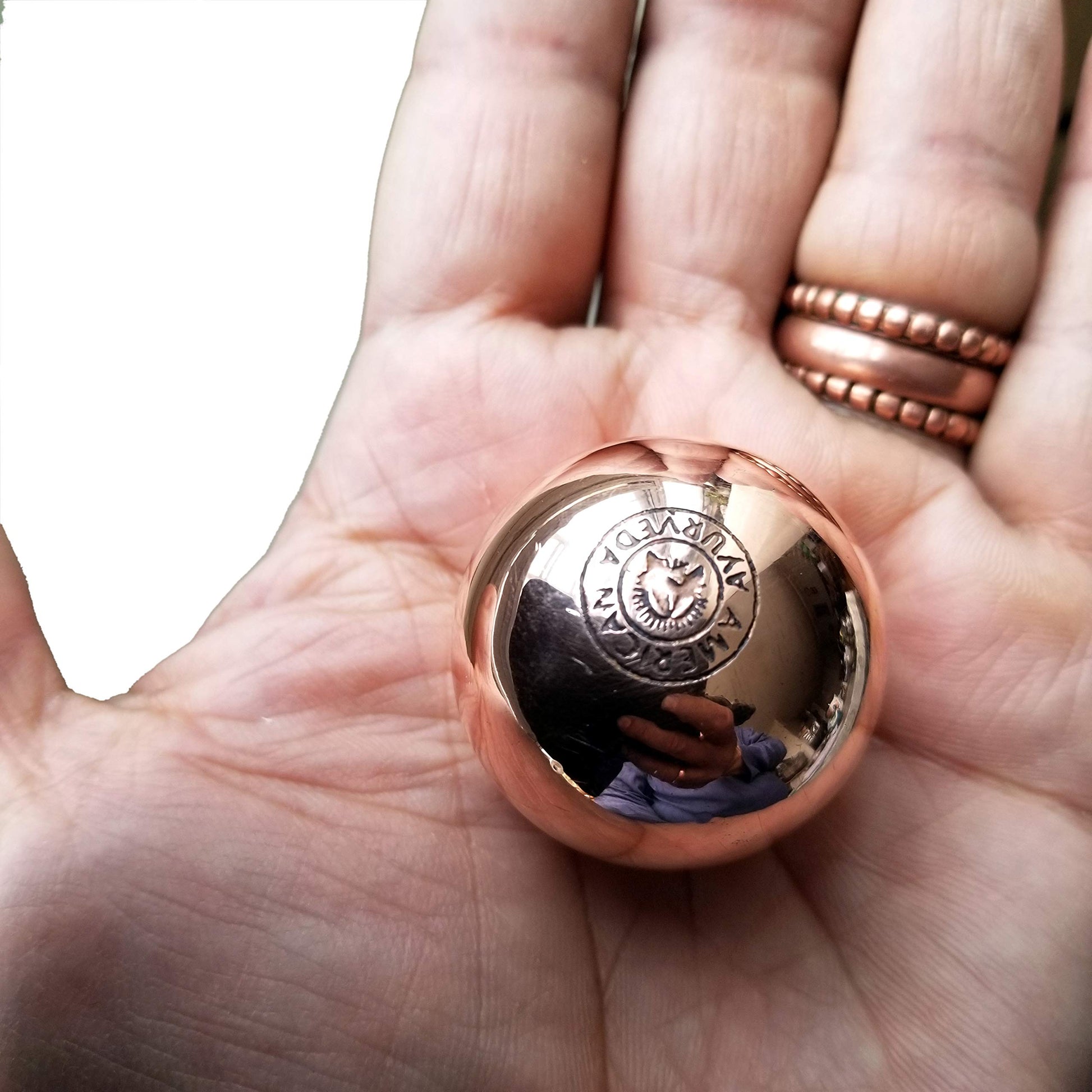 American Ayurveda - Bola de cobre puro, aporta integridad y pensamiento claro con energía natural meditación Dia orbe esfera, obtén agilidad mental terapia de movimiento a tierra con orbe de cobre, 2