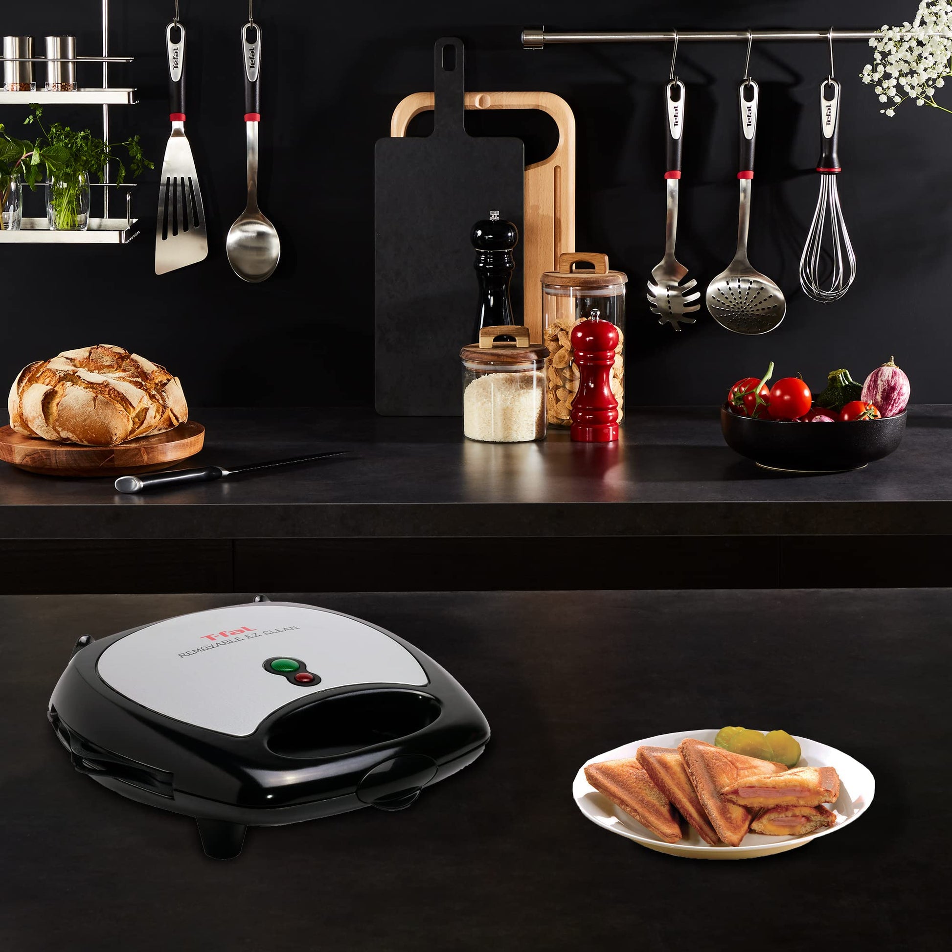 Sandwichera y Wafflera T-fal Negro Plateado 2 en 1 con Placas Antiadherentes Removibles Seguridad Lavavajillas