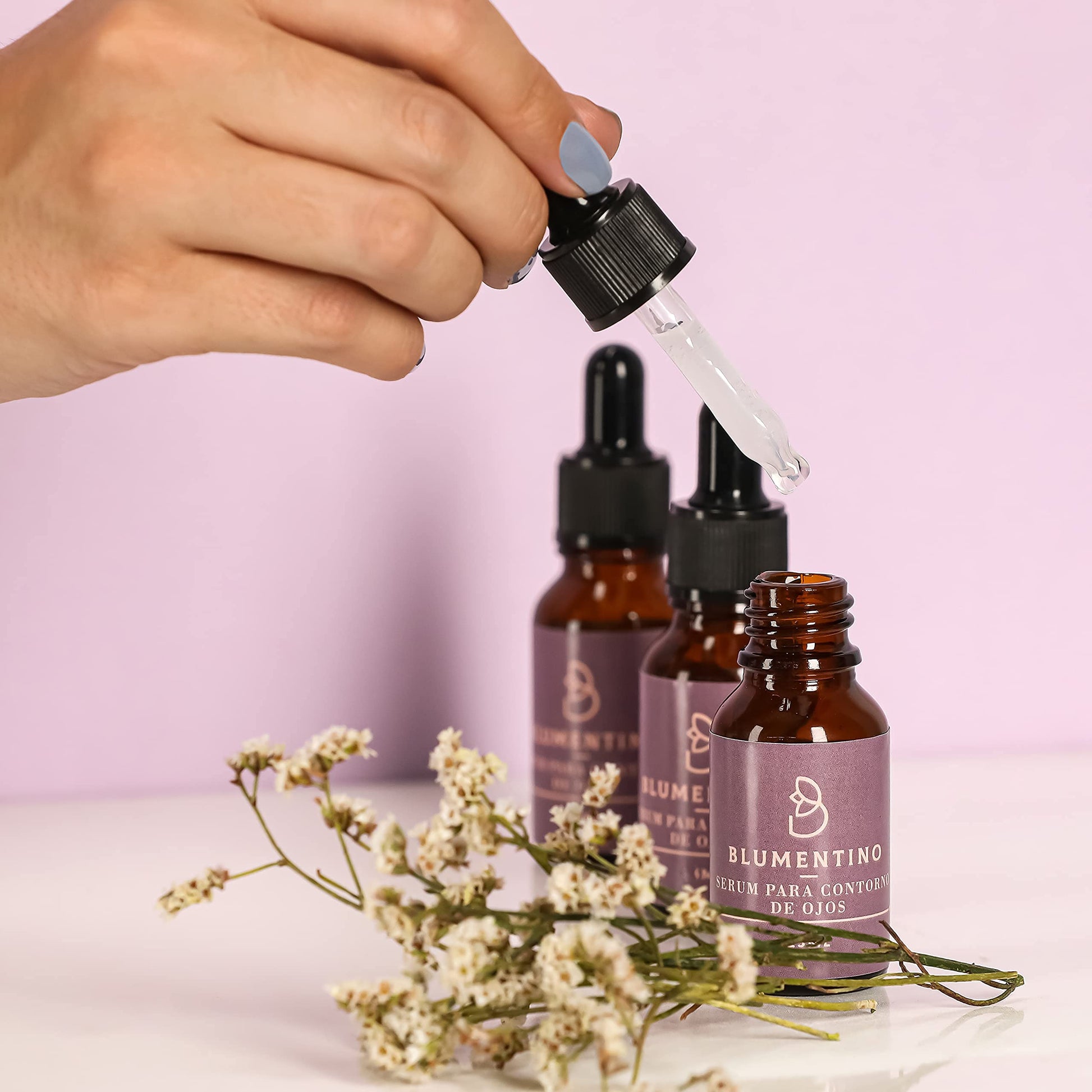 BLUMENTINO - Serum De Contorno De Ojos Unisex - Disminuye visiblemente la hinchazón y apariencia de ojeras - Rellena arrugas, da un efecto tensor inmediato y suaviza el área debajo de los ojos - 12ml.