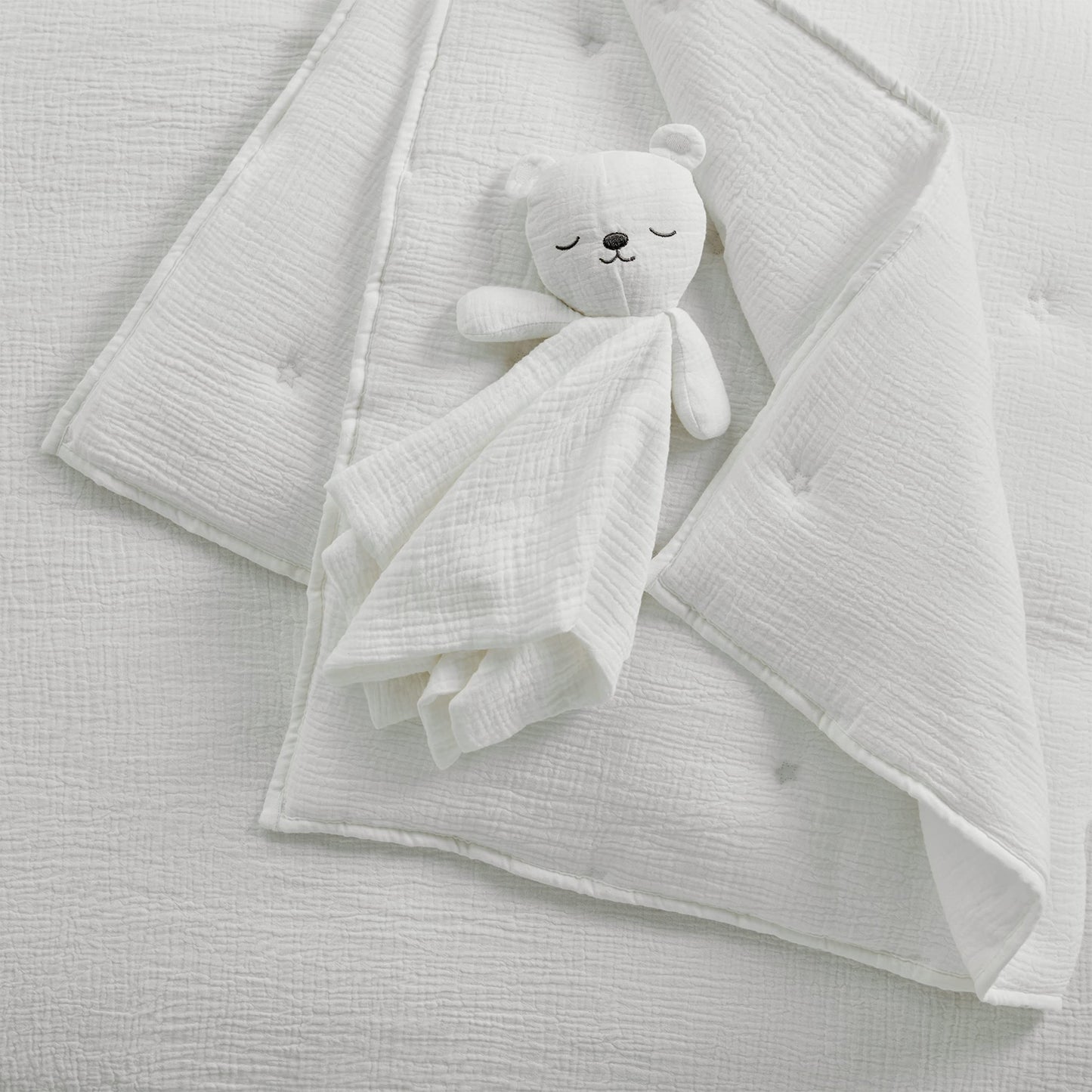 Levtex Baby - Juego de Cama de Cuna de Muselina en la Nube - 5 Piezas, Incluye Edredón, Sábanas, Dos Pañales y Oso, Gris y Blanco con Estrellas Blancas