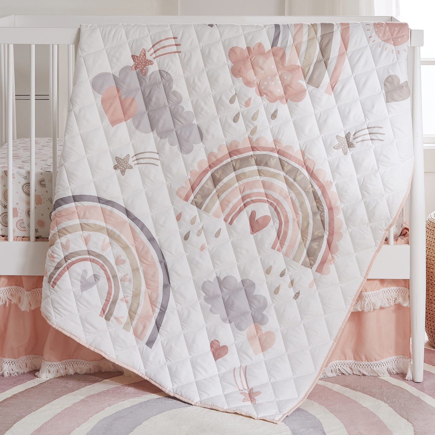 Levtex Baby - Juego de cama de bebé de 4 piezas sobre el arco iris, rosa, gris, gris pardo, bronceado y coral, incluye edredón reversible, sábana bajera de arco iris, sábana bajera rosa, falda de cama