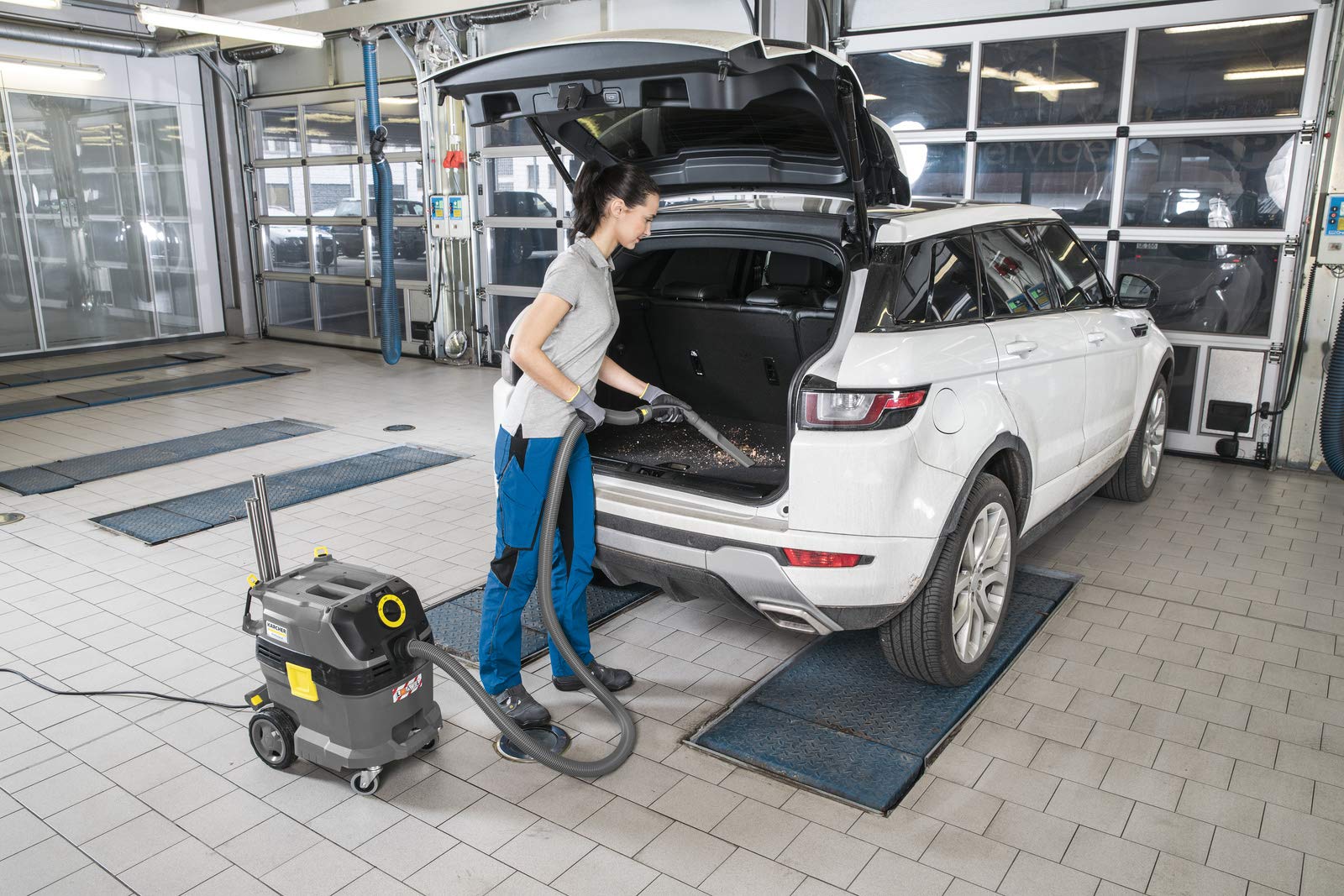 KARCHER Aspiradora Profesional Nt 30/1 Tact L