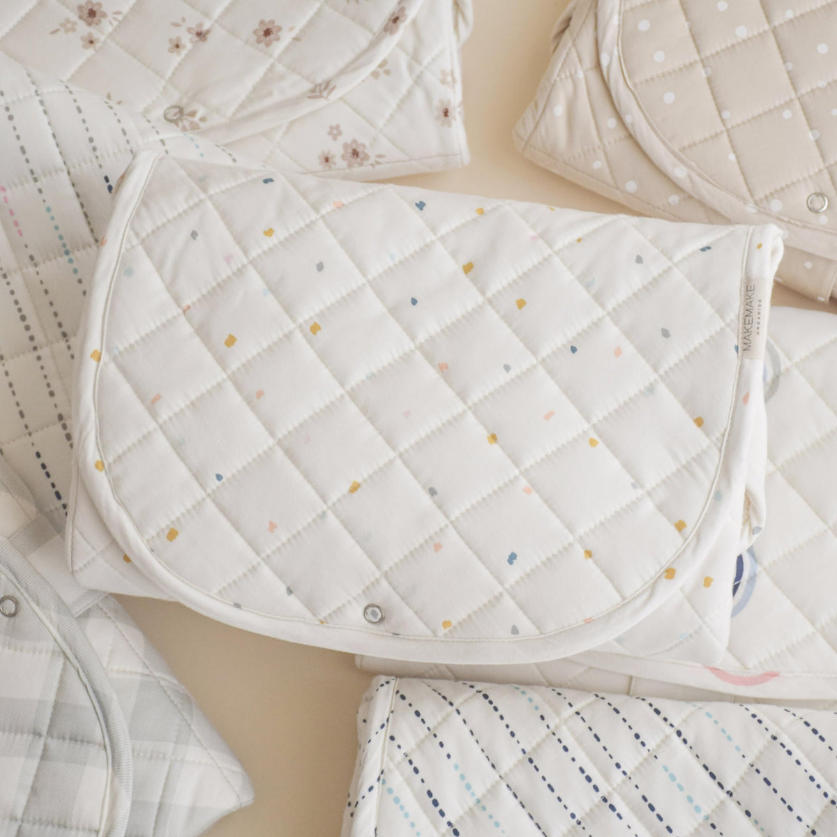Makemake Organics Organic Portable Changing Pad GOTS Certified Organic Cotton Fill Portable Diaper Changing Mat Diaper Clutch Changing Station Kit Compact Travel Pad (33"x34", Dotty)