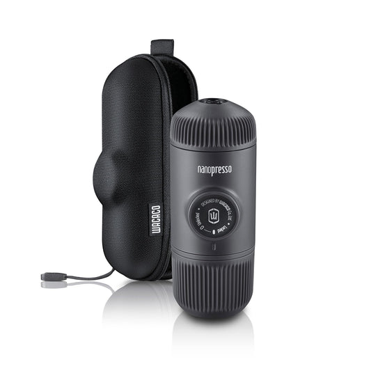 Cafetera Espresso Portátil Wacaco Nanopresso Negra con Estuche Protector, 18 Bar de Presión, para Viajes y Caminatas