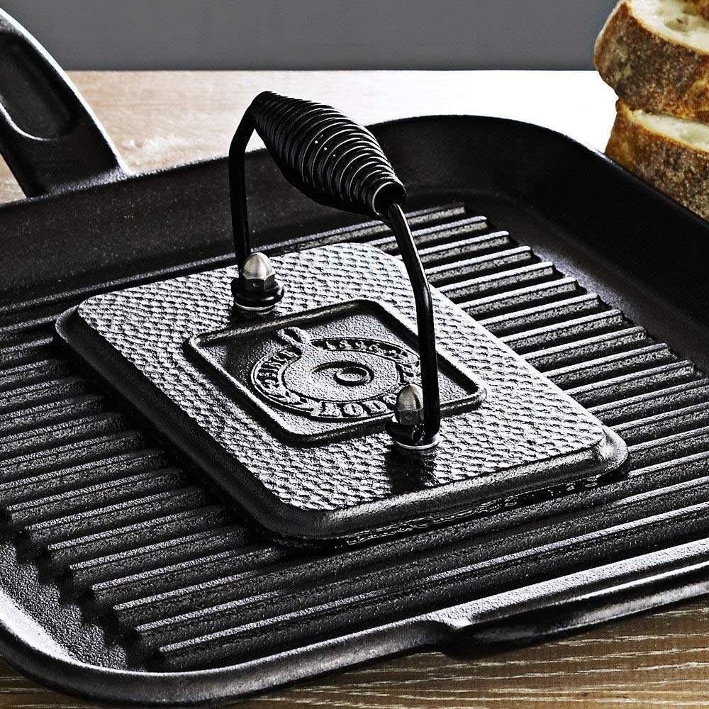 Lodge Prensa de parrilla de hierro fundido presazonada con mango en espiral de agarre frío, 4.5 x 6.7 pulgadas, negro