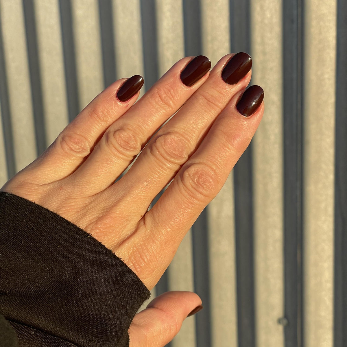 CND Vinylux - Exclusive Colors Collection - Black Cherry - 15 mL / 0.5 oz