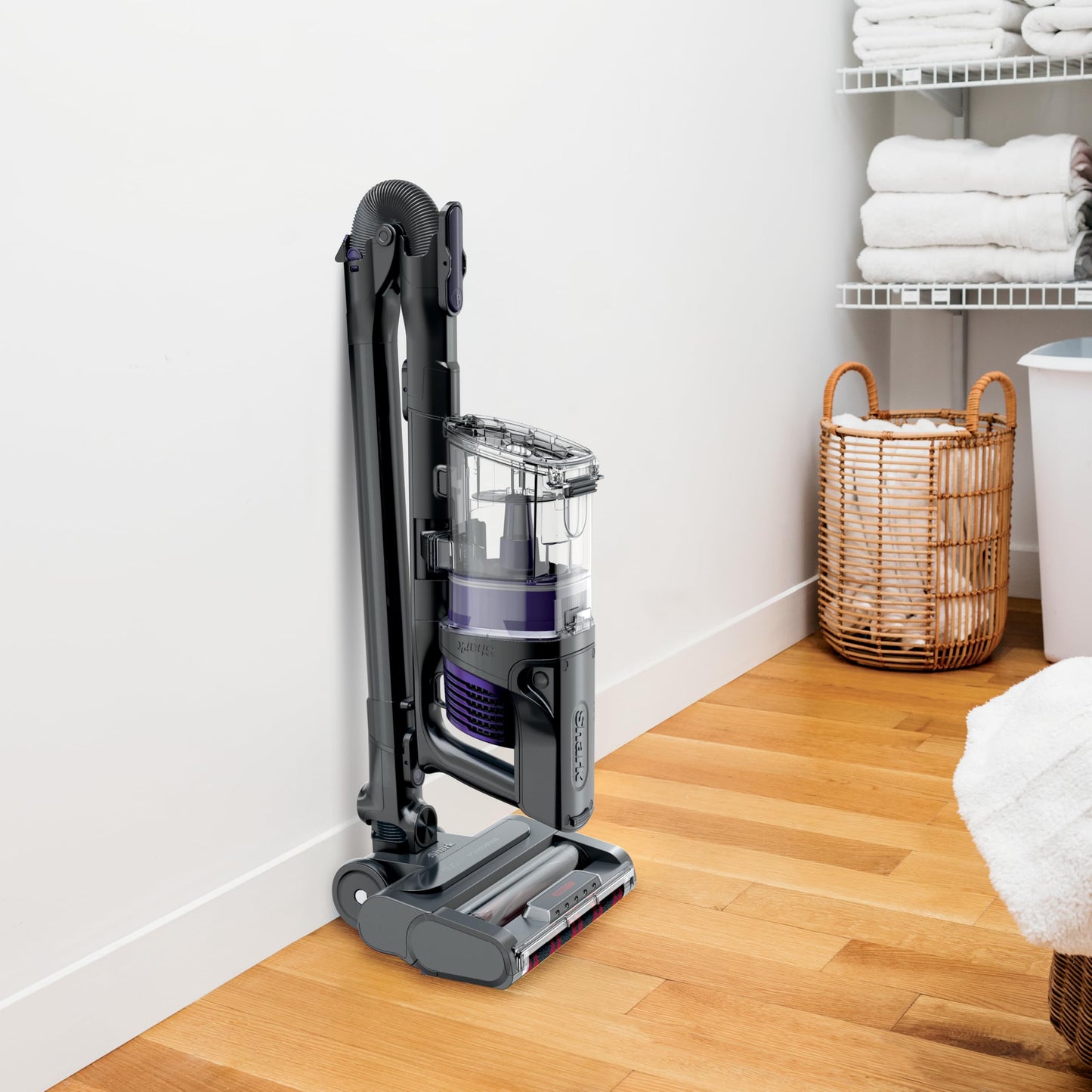 Aspiradora Inalámbrica Shark Vertex Negro Morado DuoClean PowerFins MultiFLEX HairPro Boquilla para Rincones y Tapicería 60 Minutos de Autonomía
