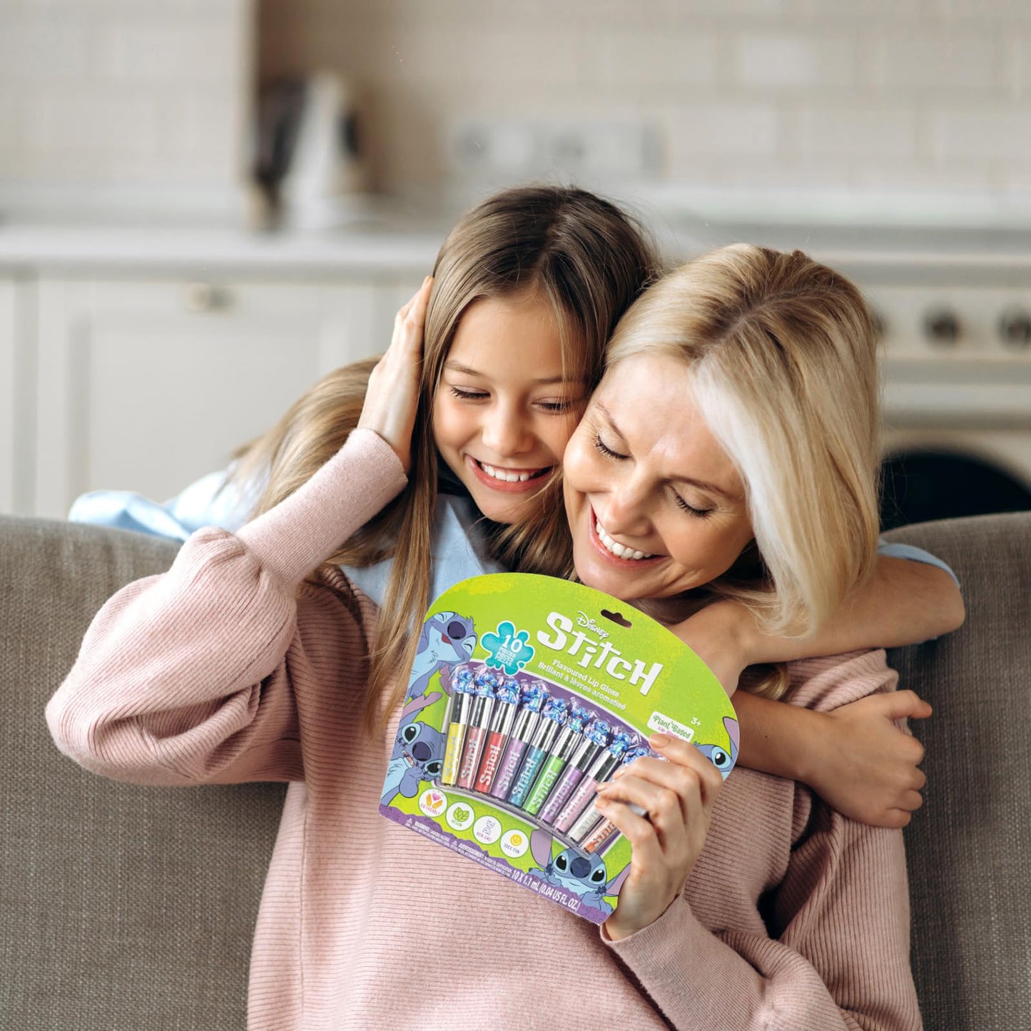 Stitch 10 unidades de brillo para labios de a base de plantas, primer set de maquillaje para niñas, perfecto para fiestas, pijamadas y regalos de cumpleaños, para mayores de 3 años, de Townley Girl