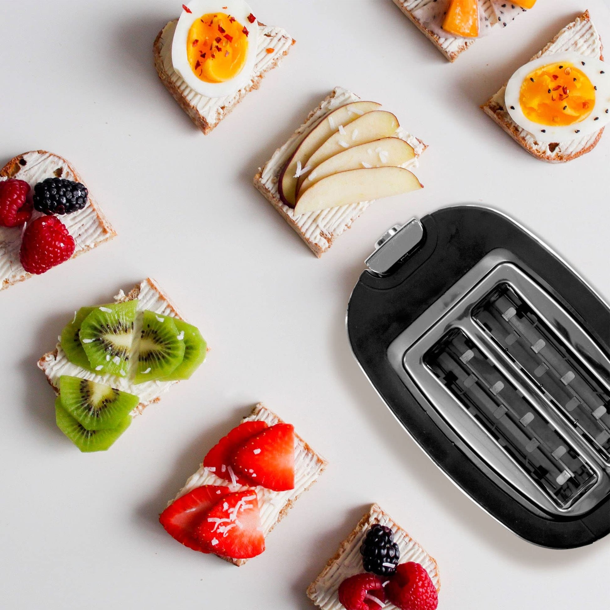 Tostador de Pan de 2 Rebanadas Koblenz, 7 Niveles de Tostado, Función de Descongelado y Recalentado, 800 W, Acero Inoxidable modelo TKM-800 IN