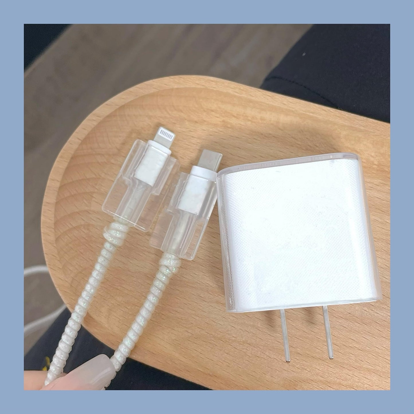 Funda Protectora USTIYA Transparente para Cable Cargador iPhone 11-16 Pro Max Plus 20W 18W