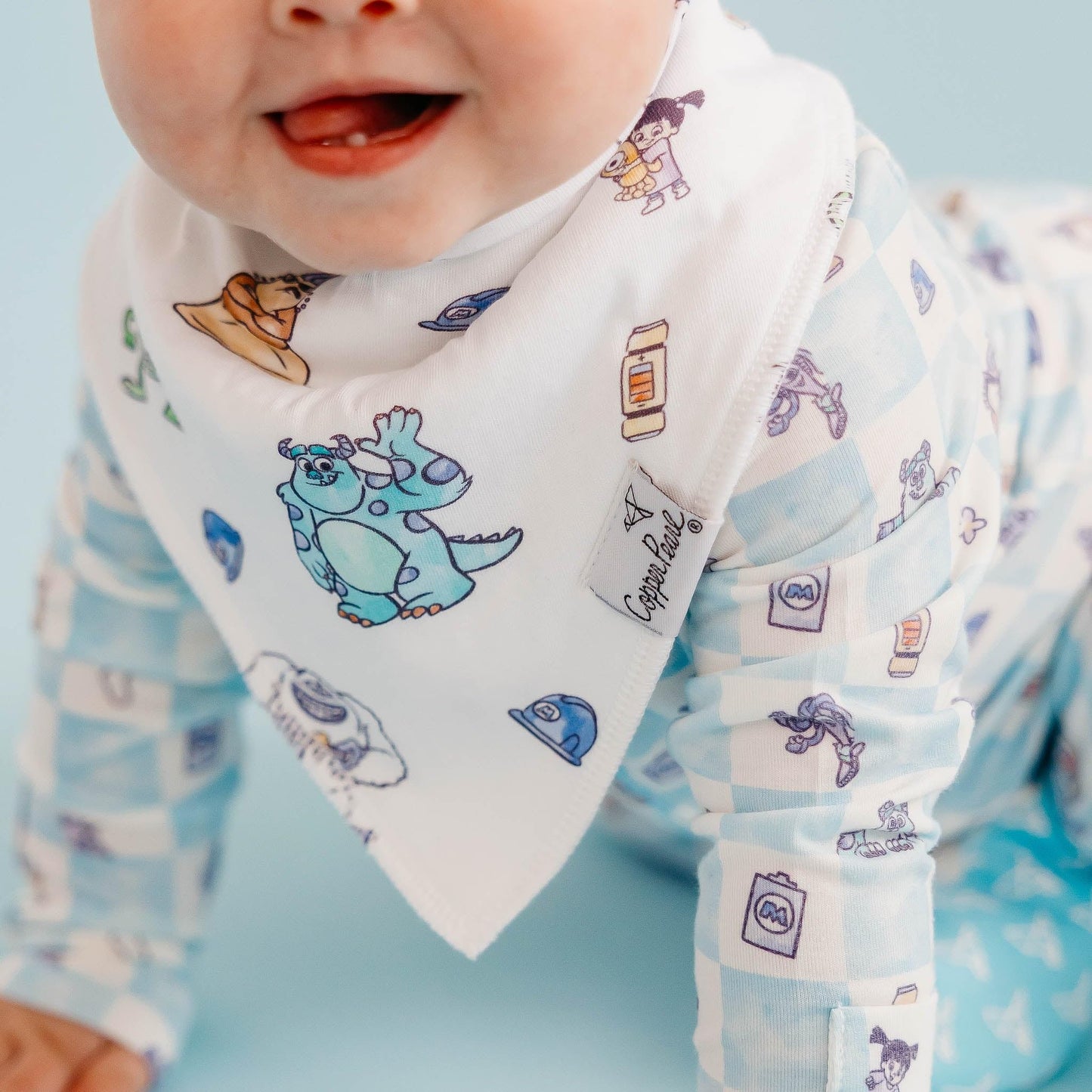 Copper Pearl, Monsters Inc Medley - Juego de babero bandana