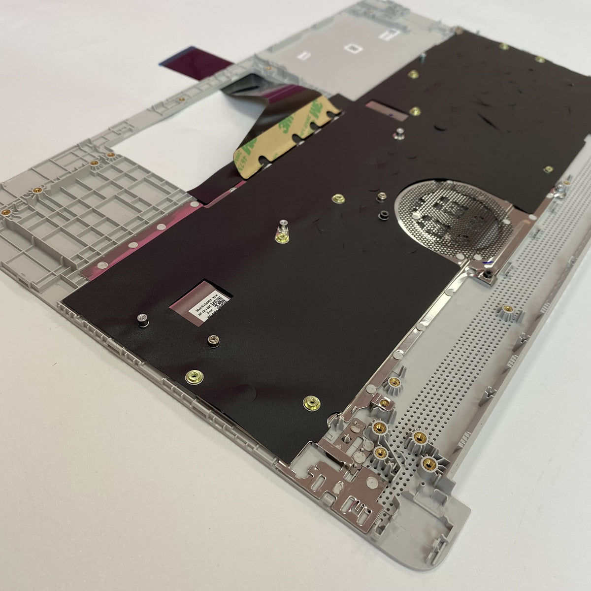 Funda Superior de Teclado Repuesto HP Plateado L63578-001