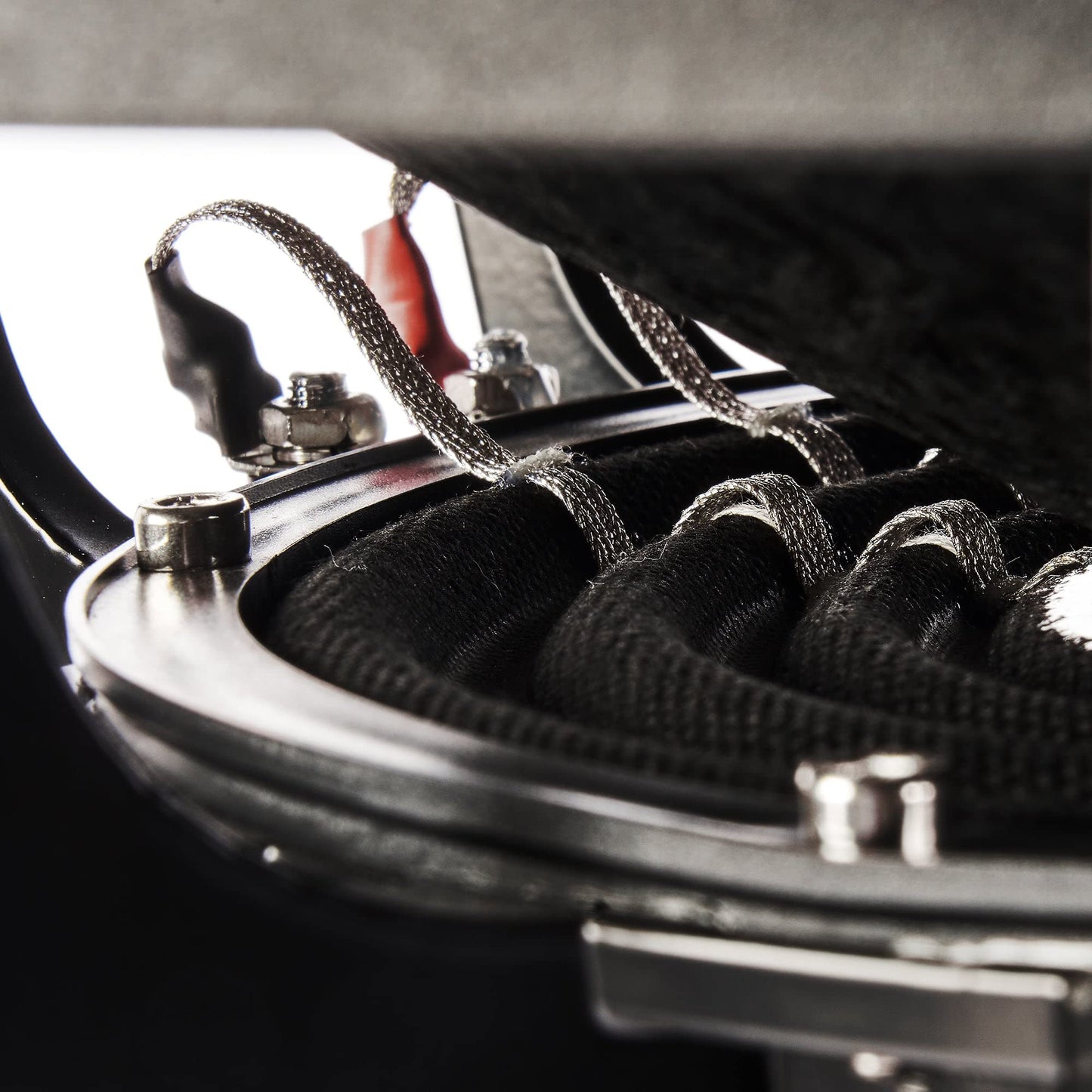 NVX VCW82v3 - Subwoofer dual de 2 ohmios de la serie VC de 2 ohmios (VCW82 versión 3)