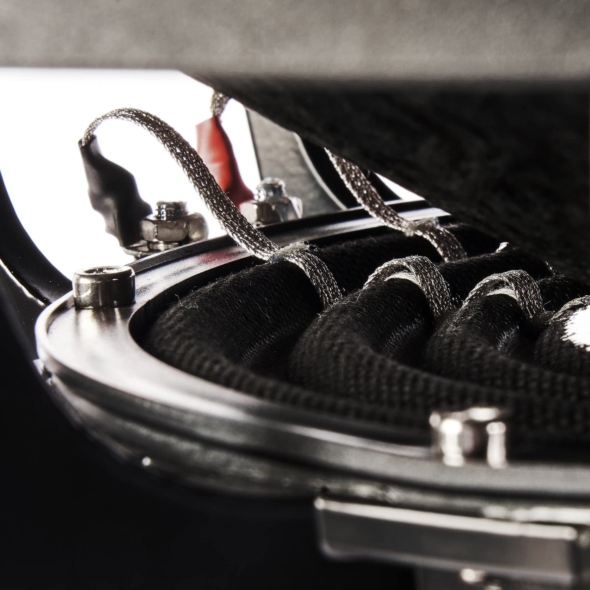 NVX VCW82v3 - Subwoofer dual de 2 ohmios de la serie VC de 2 ohmios (VCW82 versión 3)