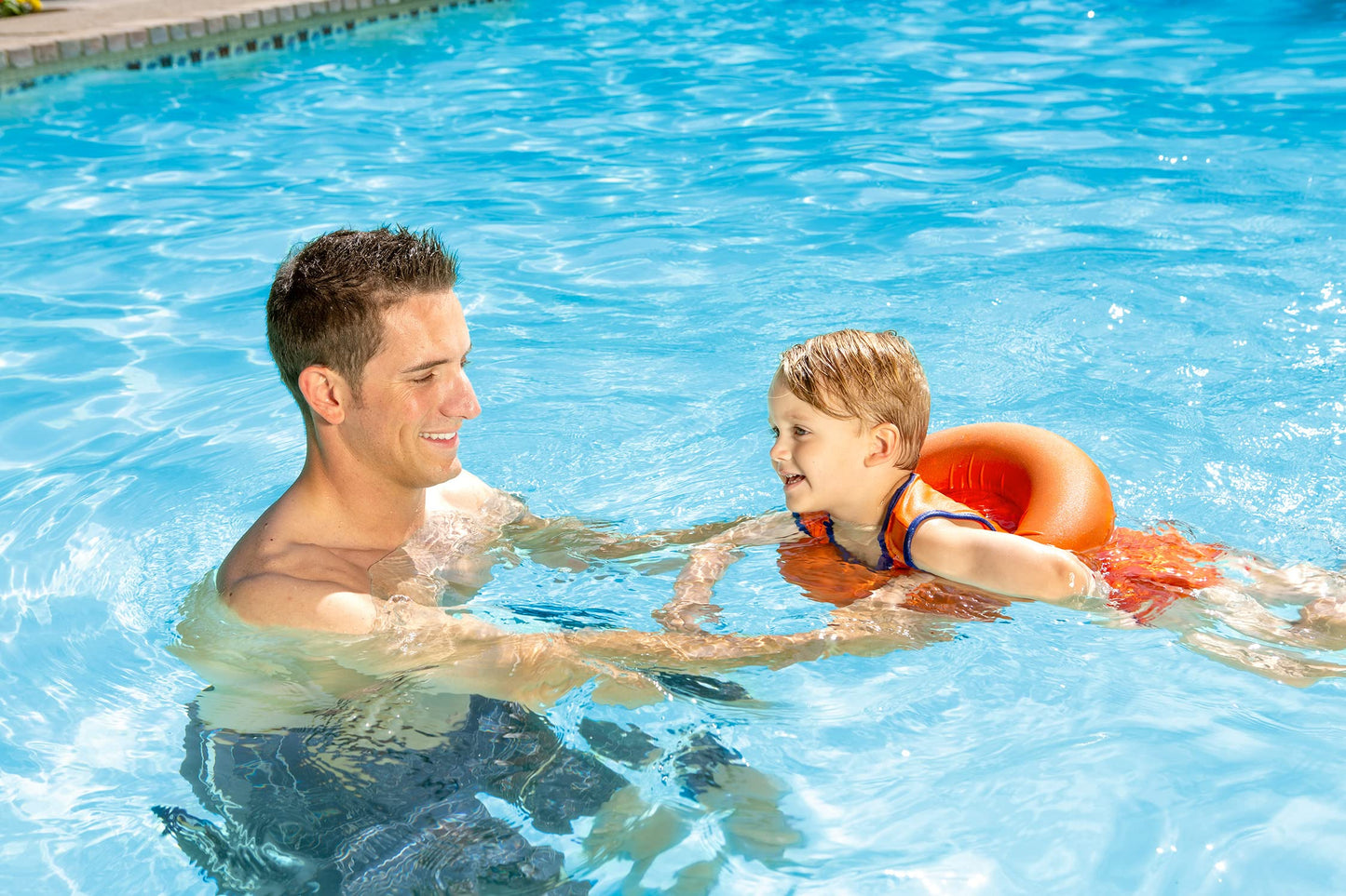 Chaleco de Aprendizaje Poolmaster Naranja con Entrenador de Tubo Ajustable para Niños de 3 a 6 Años