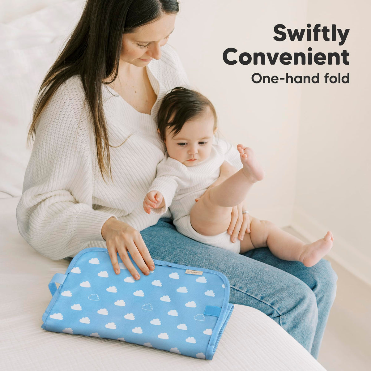 KeaBabies - Cambiador portátil de pañales, fácil de limpiar, plegable e impermeable para bolsa de pañales, compacto, ligero, recién nacido de 25 x 13 pulgadas, bebé, cambiador de bebé esencial de