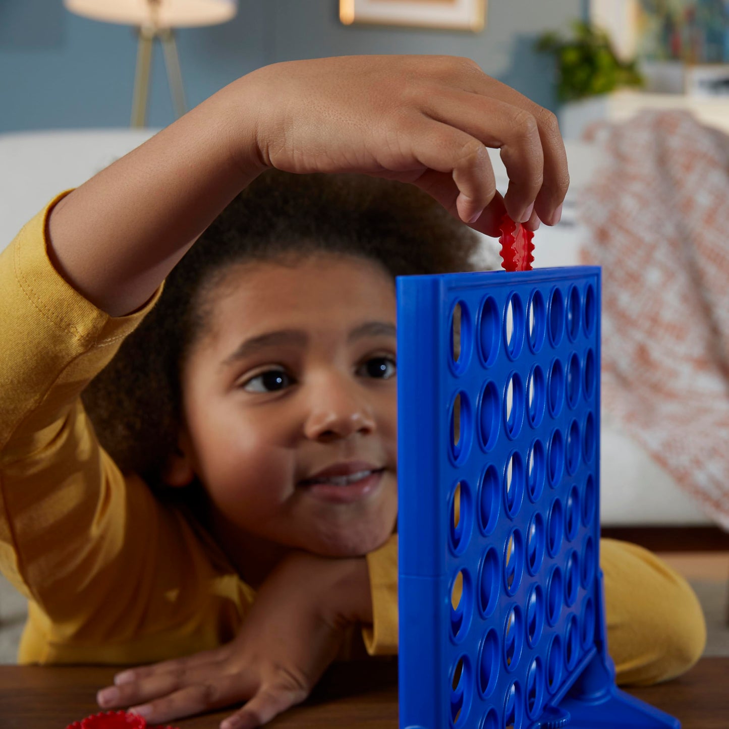 Hasbro Gaming, Connect 4 Clásico, Juego de Mesa, Incluye 1 Tablero,1 Rejilla y 42 Fichas e Instrucciones para Niños y Niñas de 6+ Años para 2 Jugadores