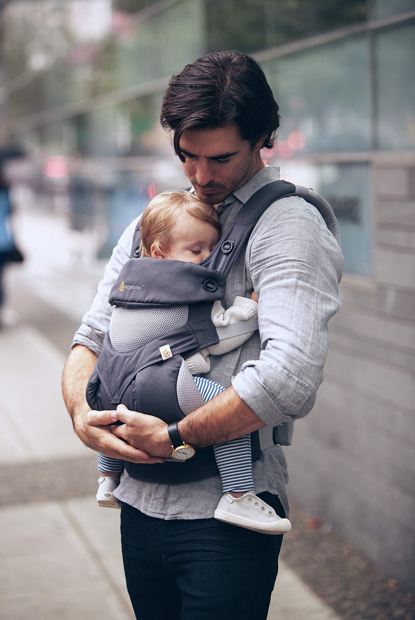Portabebés Ergobaby, 360 posiciones de transporte con malla de aire frío, Gris carbón, Una talla
