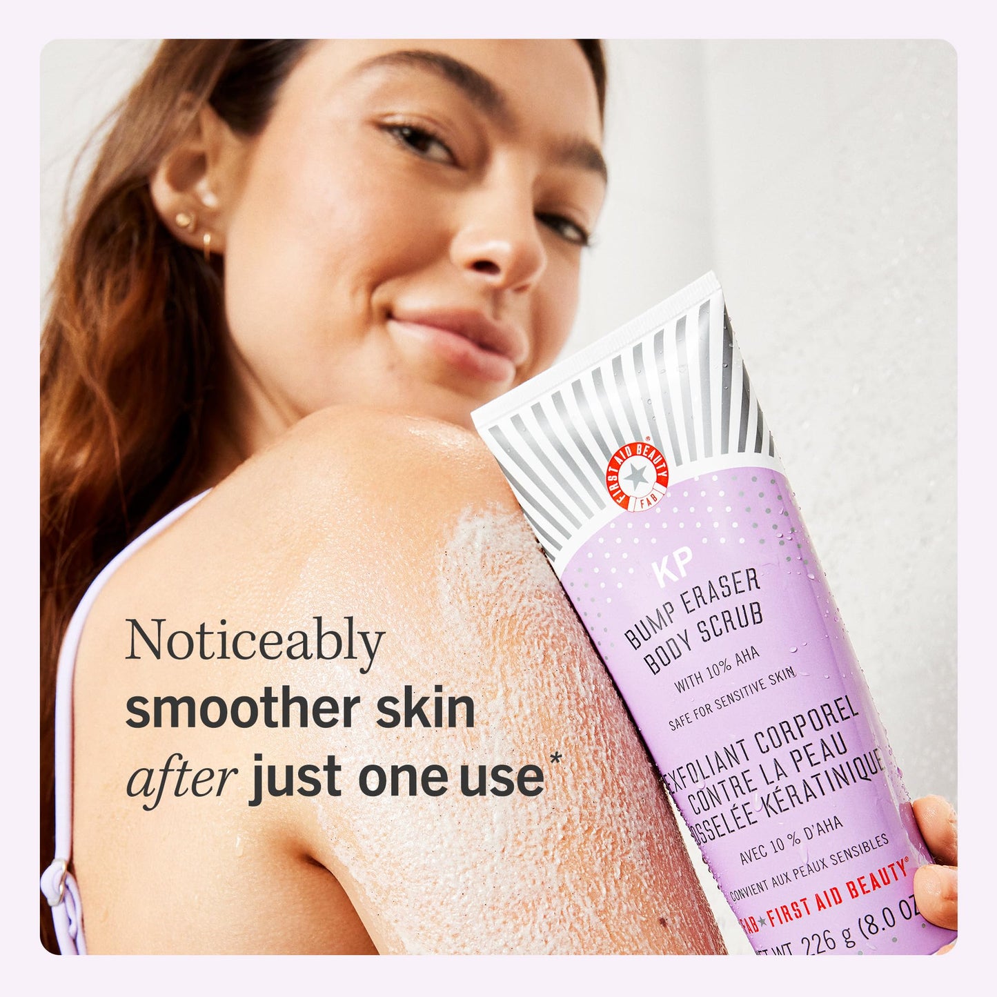 First Aid Beauty- Exfoliante corporal KP Bump Eraser con 10% de AHA, exfoliante para piel con queratosis pilaris con ácido glicólico y lactosa.