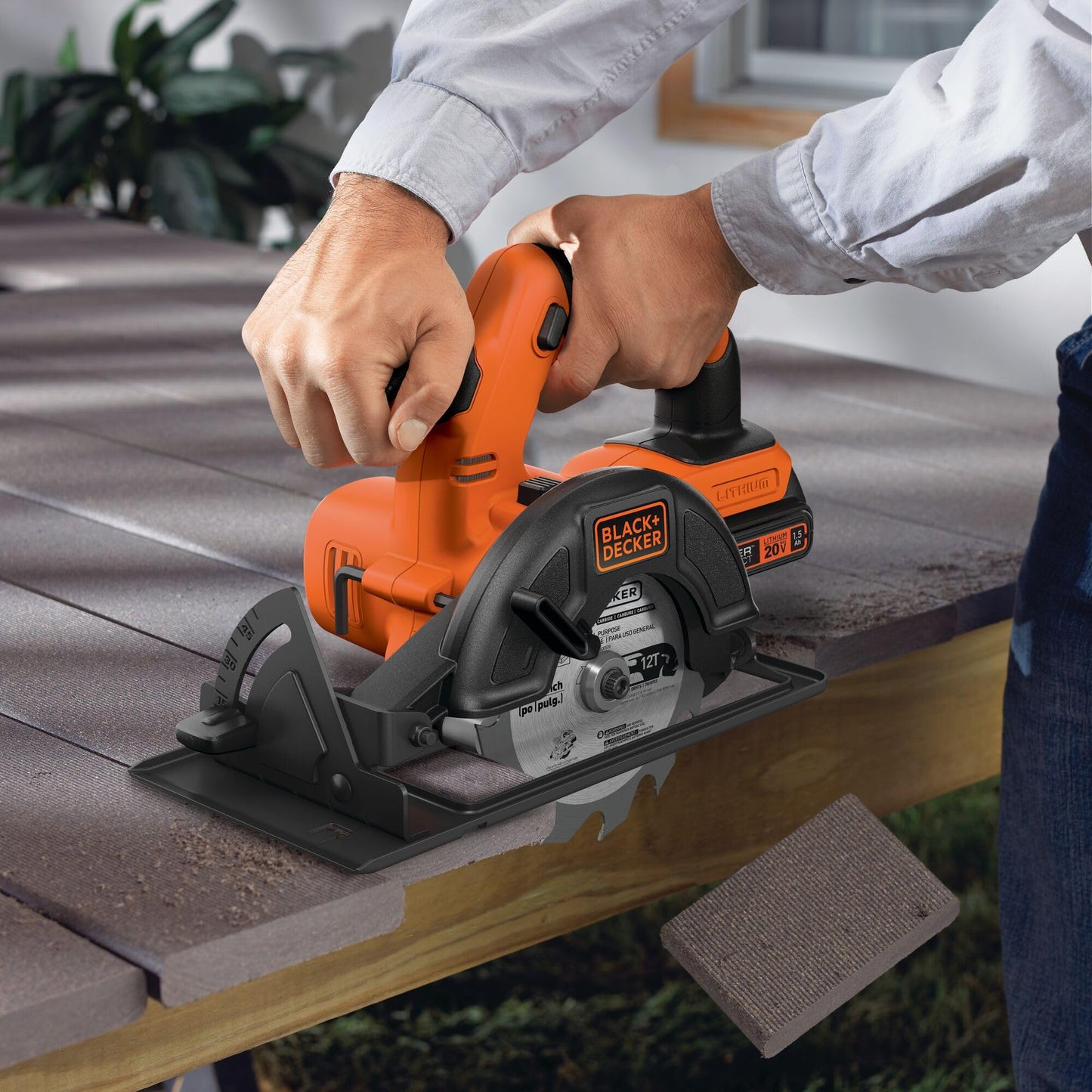 BLACK+DECKER 20V MAX Combo kit Taladro inalámbrico, 4-herramientas
