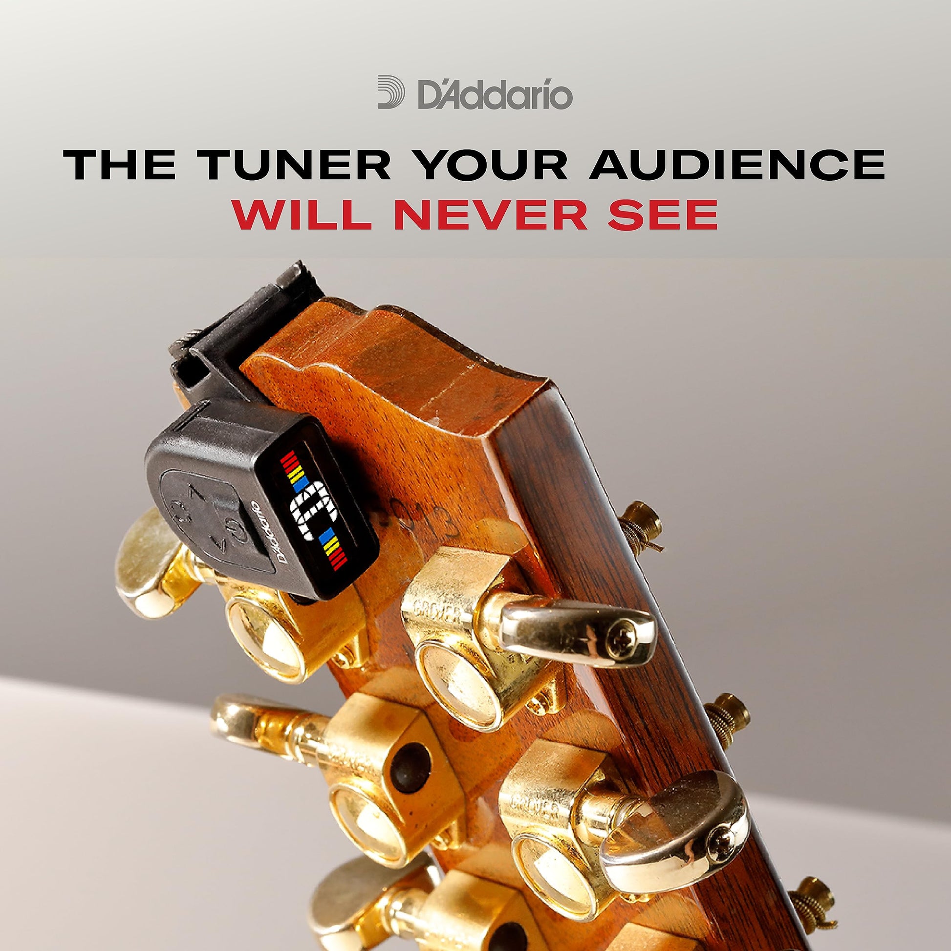 D'Addario Accessories | Afinador de guitarra | Clip-On | Individual - Compacto y discreto - Guitarra, bajo, ukelele, mandolina y banjo