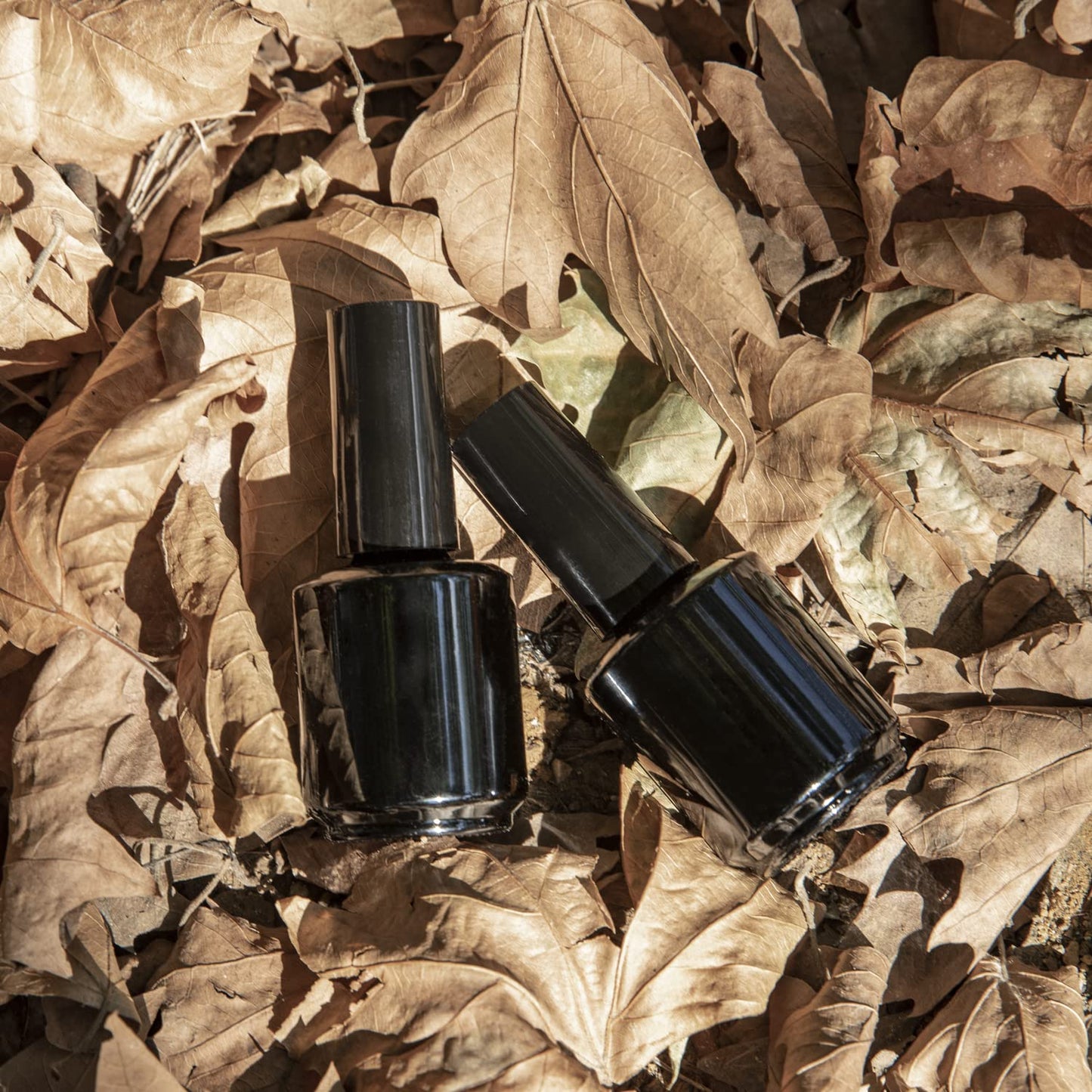 Botellas vacías de esmalte de uñas de gel, botellas de esmalte de uñas vacías de 15 ml con cepillo para polvo negro mate, botellas de esmalte de uñas redondas opacas, aptas para los rayos UV, con