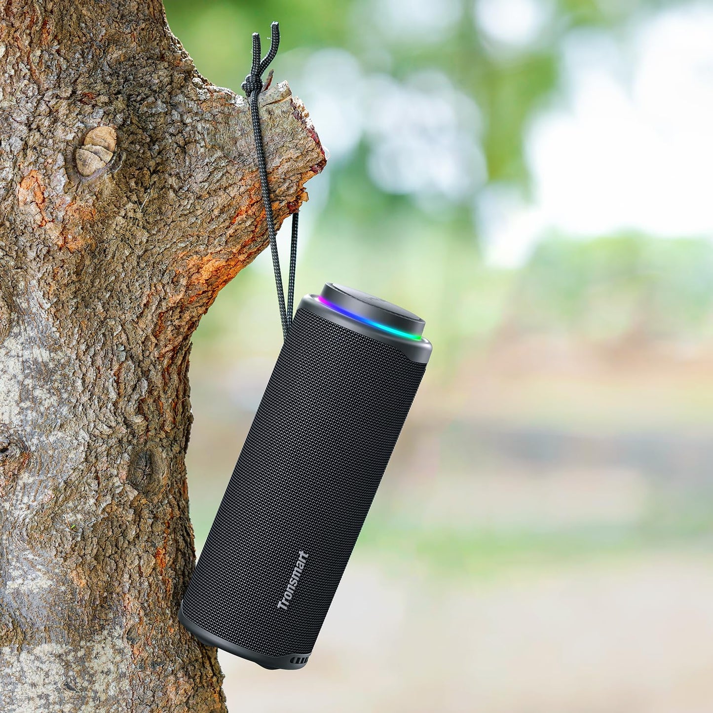 Tronsmart T8 Bocina Bluetooth Portátil para Exteriores, Sonido más Potente y nítido de 40W, Sonido de 360°, Audio de 2.1 Canales, IPX7, Personalizados Audio y Luces, cordón portátil (Negro)