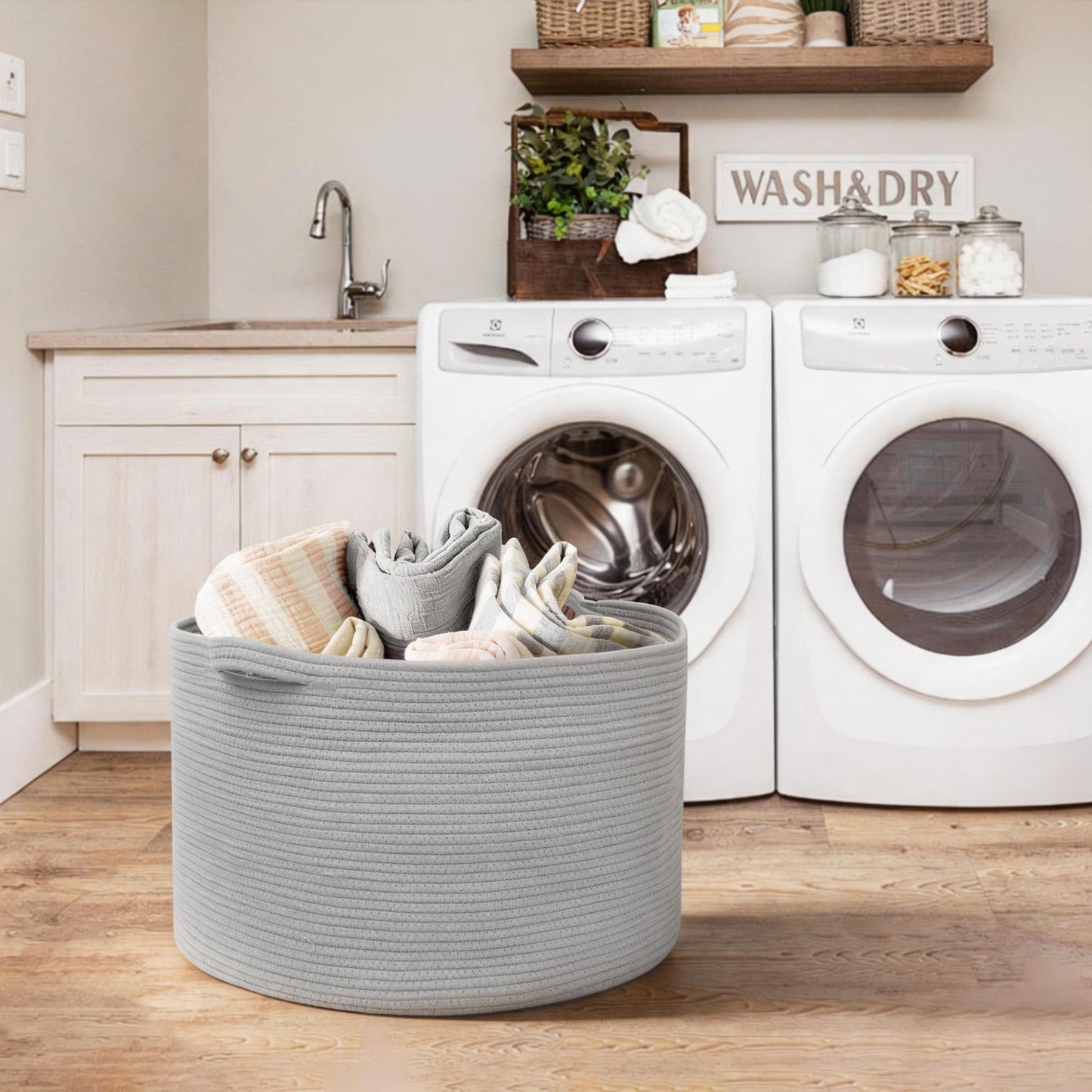MEGASKET Cesta de almacenamiento extragrande gris, 22 x 22 x 14 pulgadas, cesta de manta XXXL para sala de estar, cestas de cuerda de algodón tejido de mimbre gris para almacenamiento, cestas