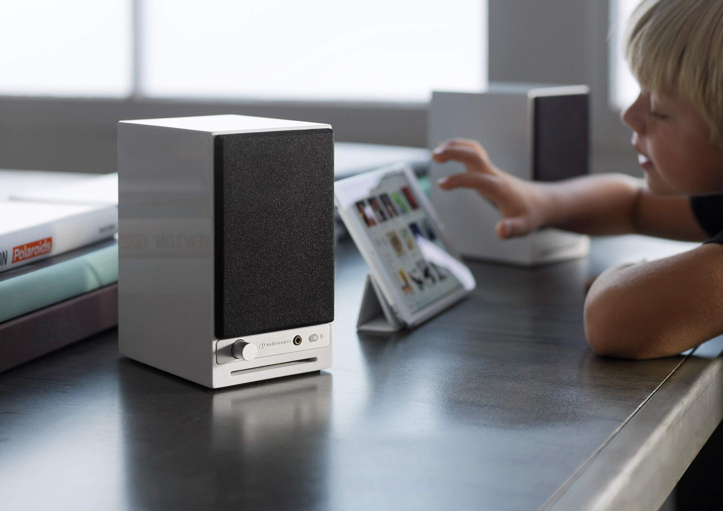Audioengine Altavoces de Escritorio inalámbricos Bluetooth A2 HD: Bocinas para mi Computadora de 60 W para música y Juegos