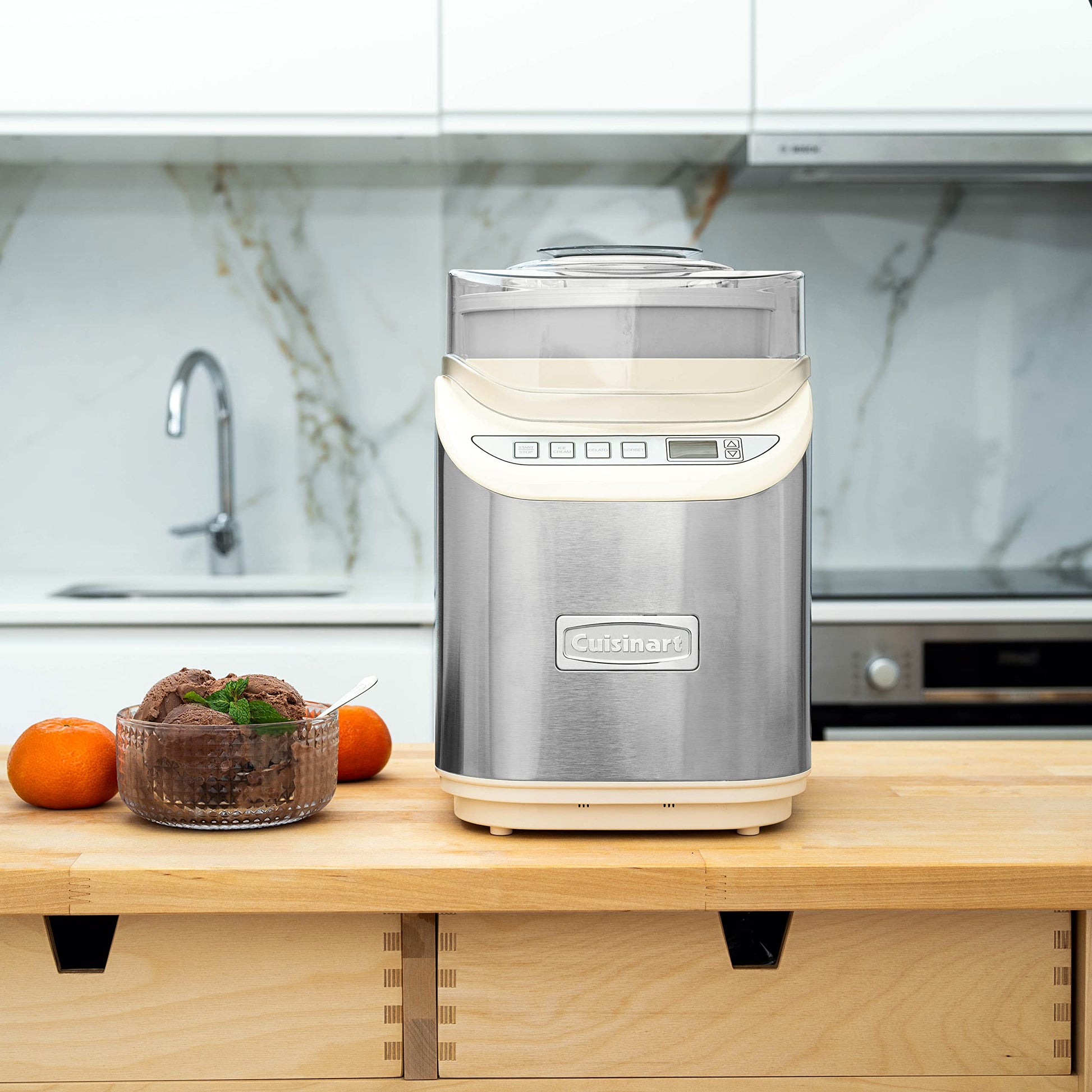 Cuisinart ICE-70CRM - Helado de 2 cuartos de galón, yogur congelado, máquina de gelatina y sorbete, visualización LCD con temporizador de cuenta regresiva, hace golosinas congeladas en 20 minutos o