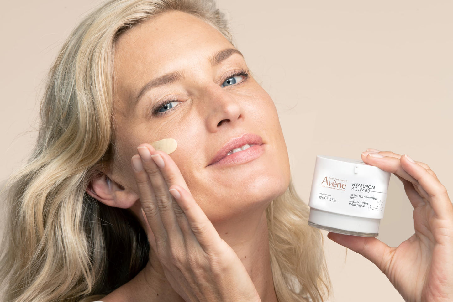 Avene Avène Hyaluron Activ B3, Crema Regeneradora con Niacinamida