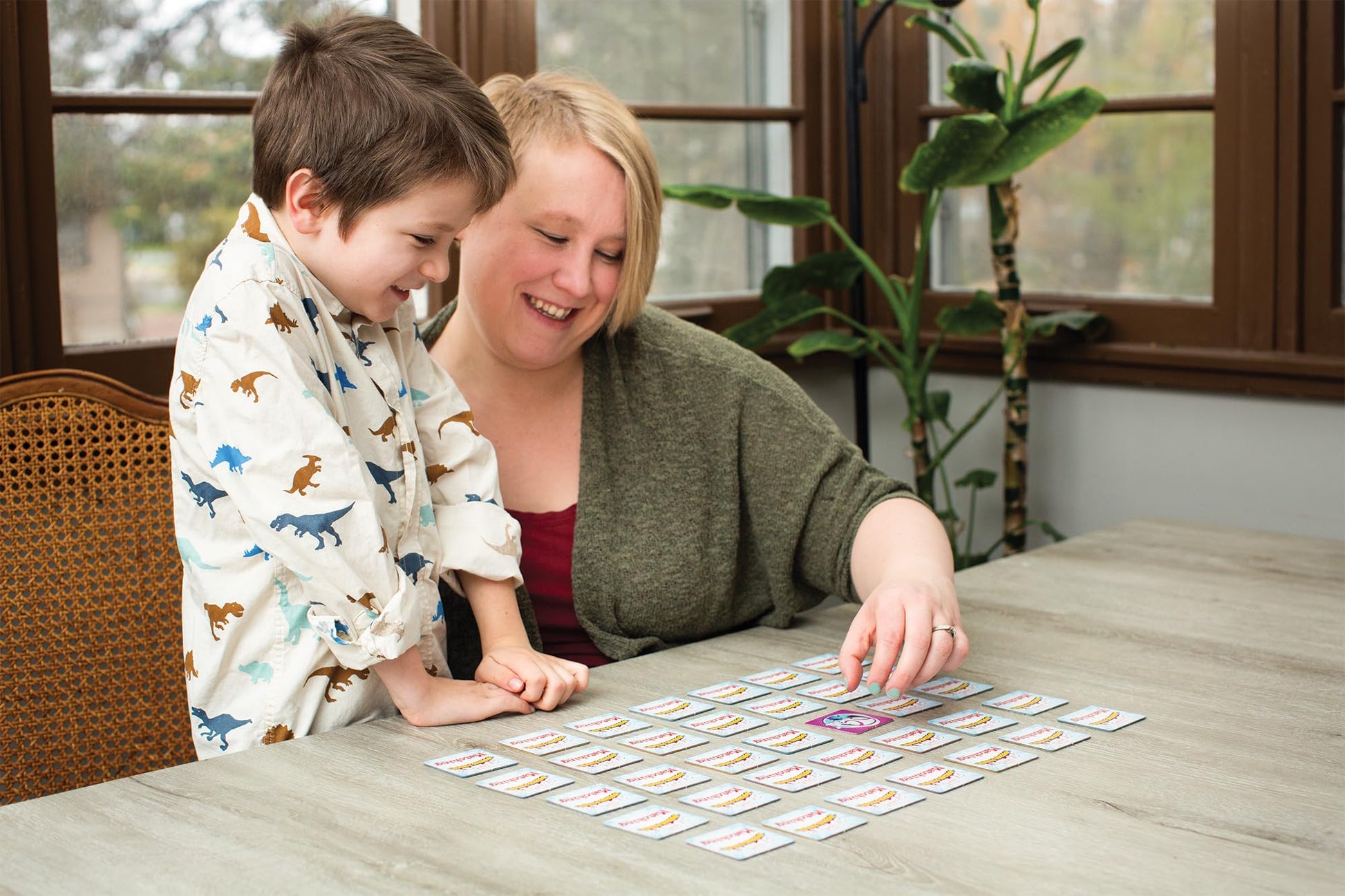 Juego de Memoria Wonder Forge Marvel Spidey and His Amazing Friends educativo para niños