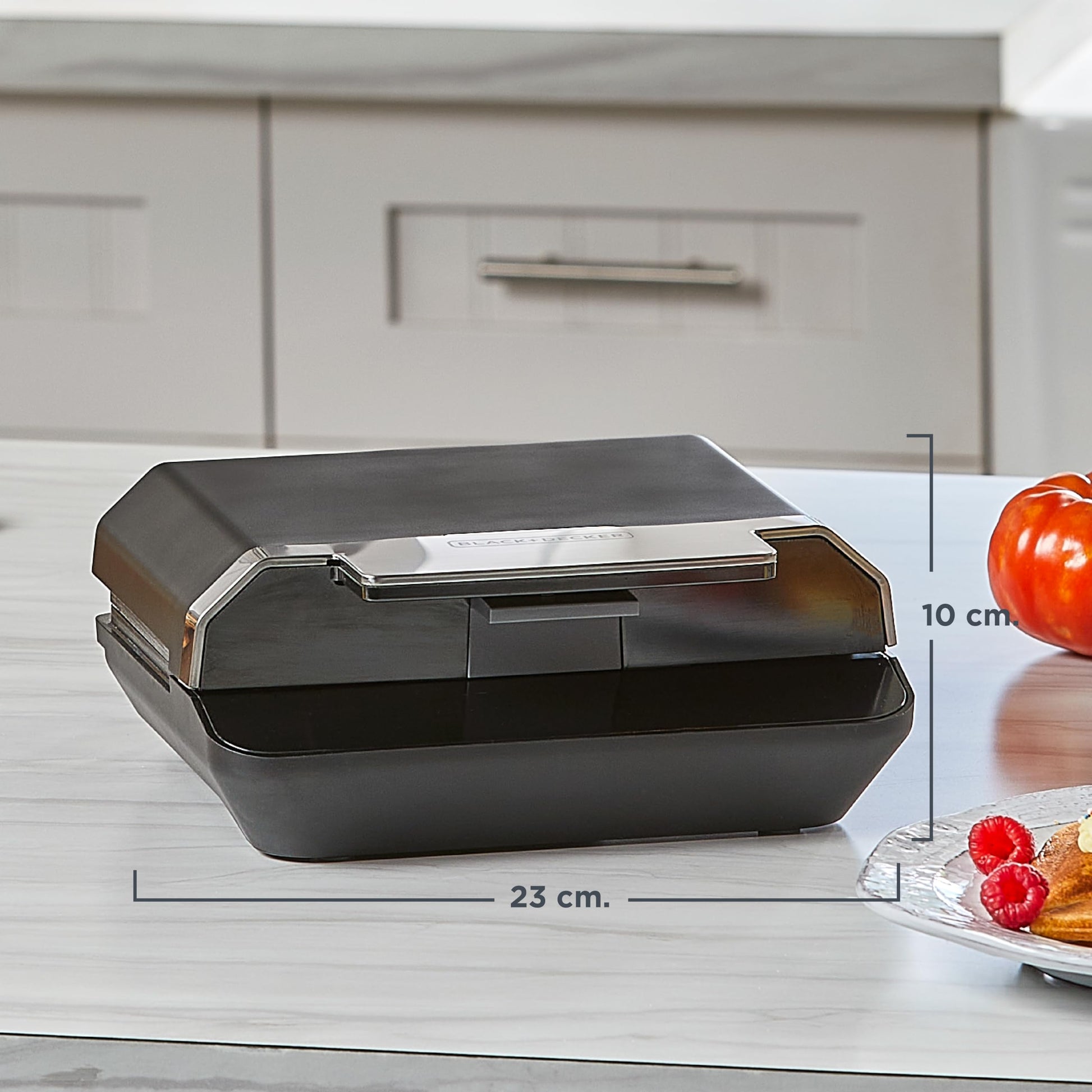 BLACK+DECKER Sandwichera con Placas Antiadherentes Duraderas, SM602F-1BDLA