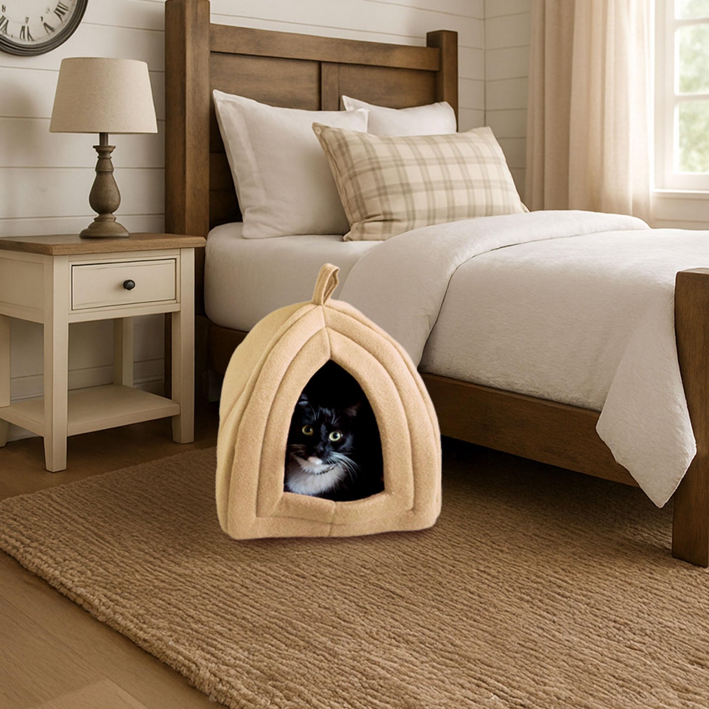Petmaker Cat Pet Bed, Igloo, Soft Indoor Enclosed Covered Tent/House for Cats, Kittens and Small Pets with Removable Cushion Pad
