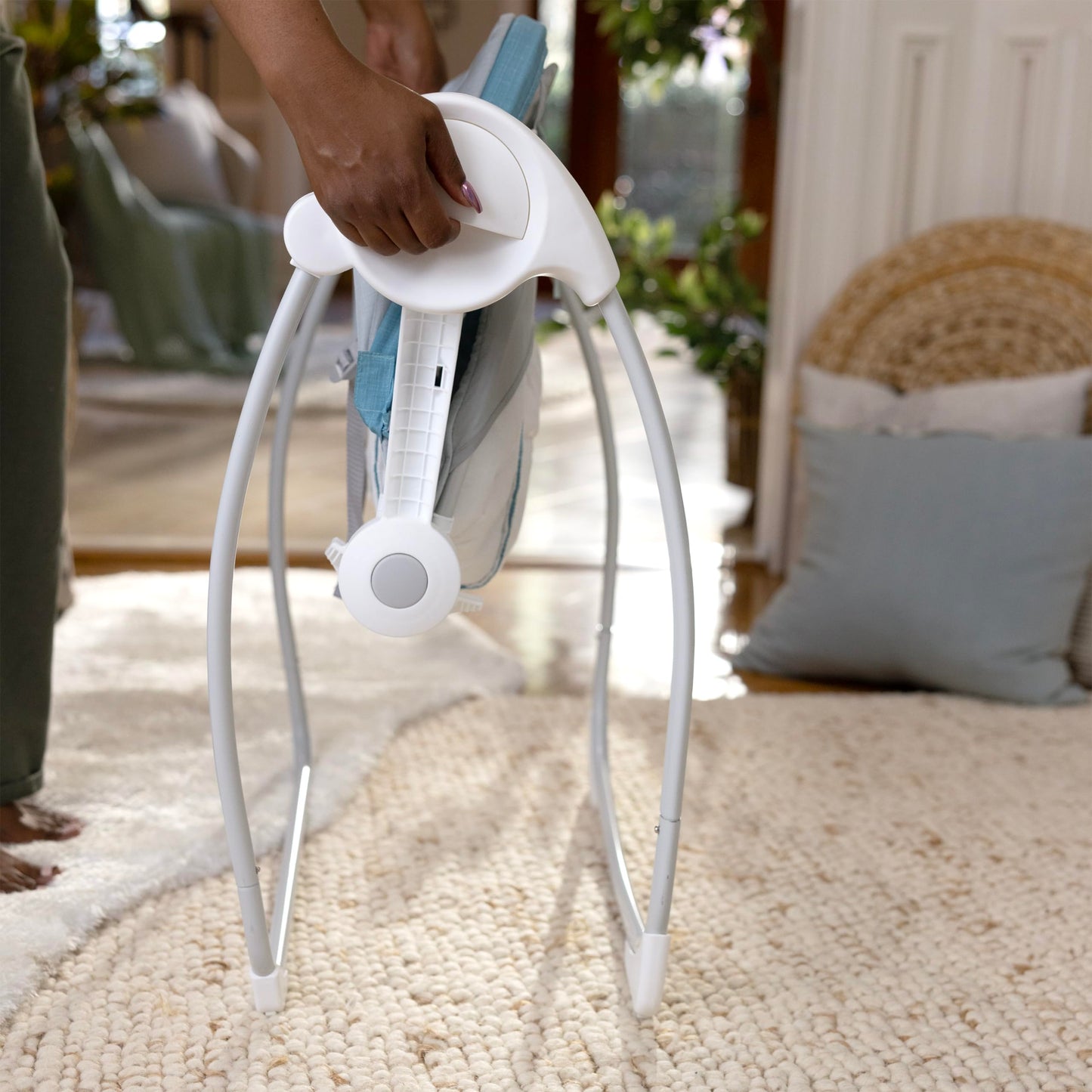 Ingenuity Silla Mecedora Plegable de Arcoíris para Bebés