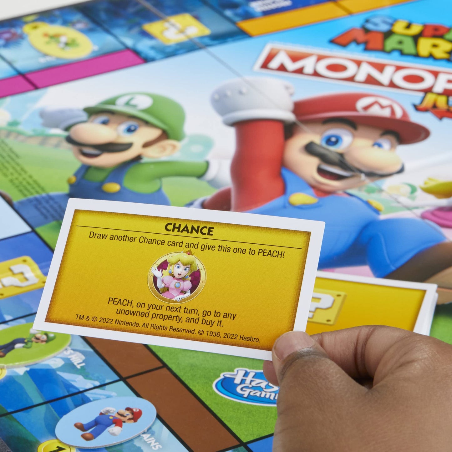 Hasbro Gaming Monopoly Junior: Super Mario Juego de Mesa con 1 Tablero, 2 Dados, Accesorios e instructivo para 2 a 4 Jugadores a Partir de los 5 años