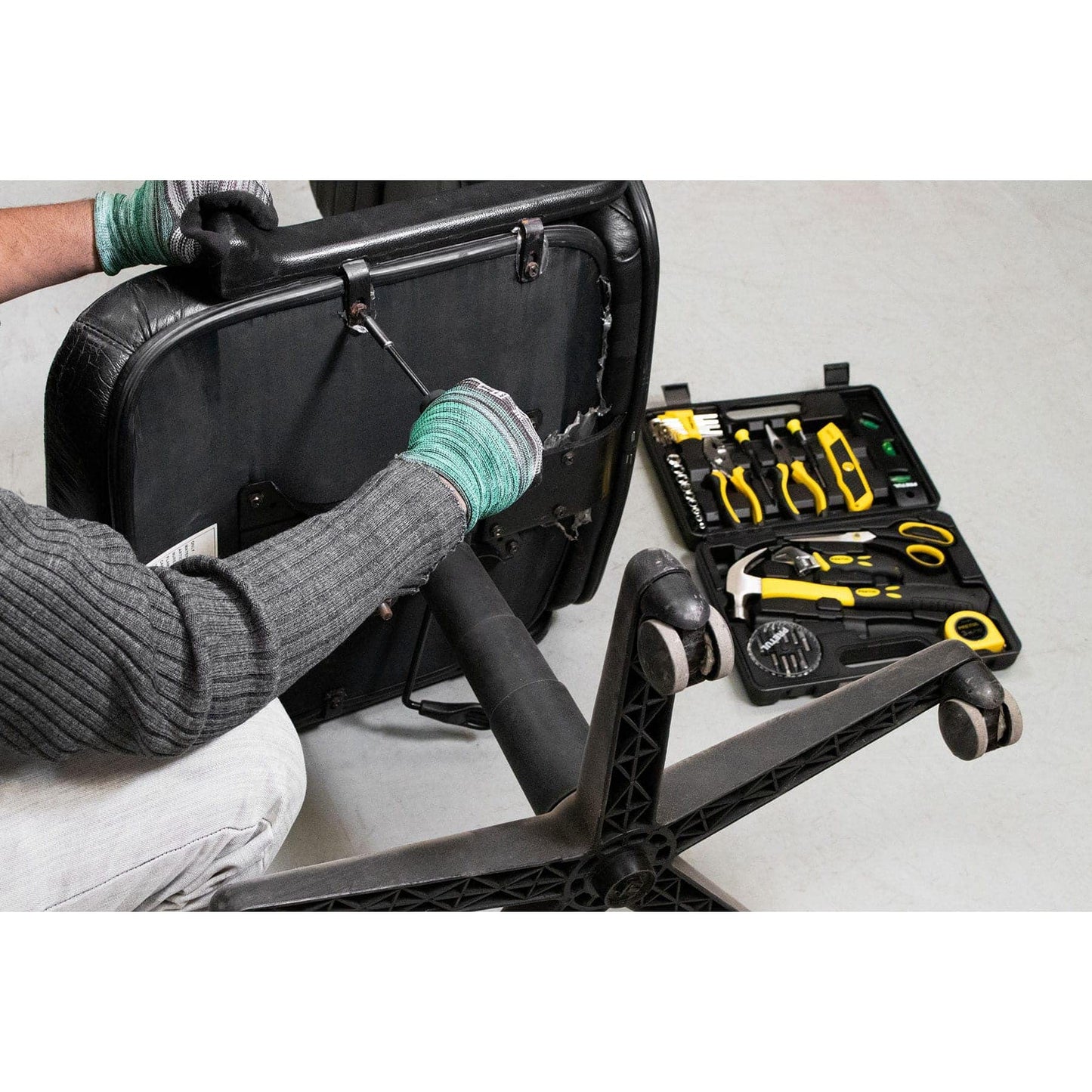 Juego de Herramientas Pretul Comfort Grip 42 Piezas