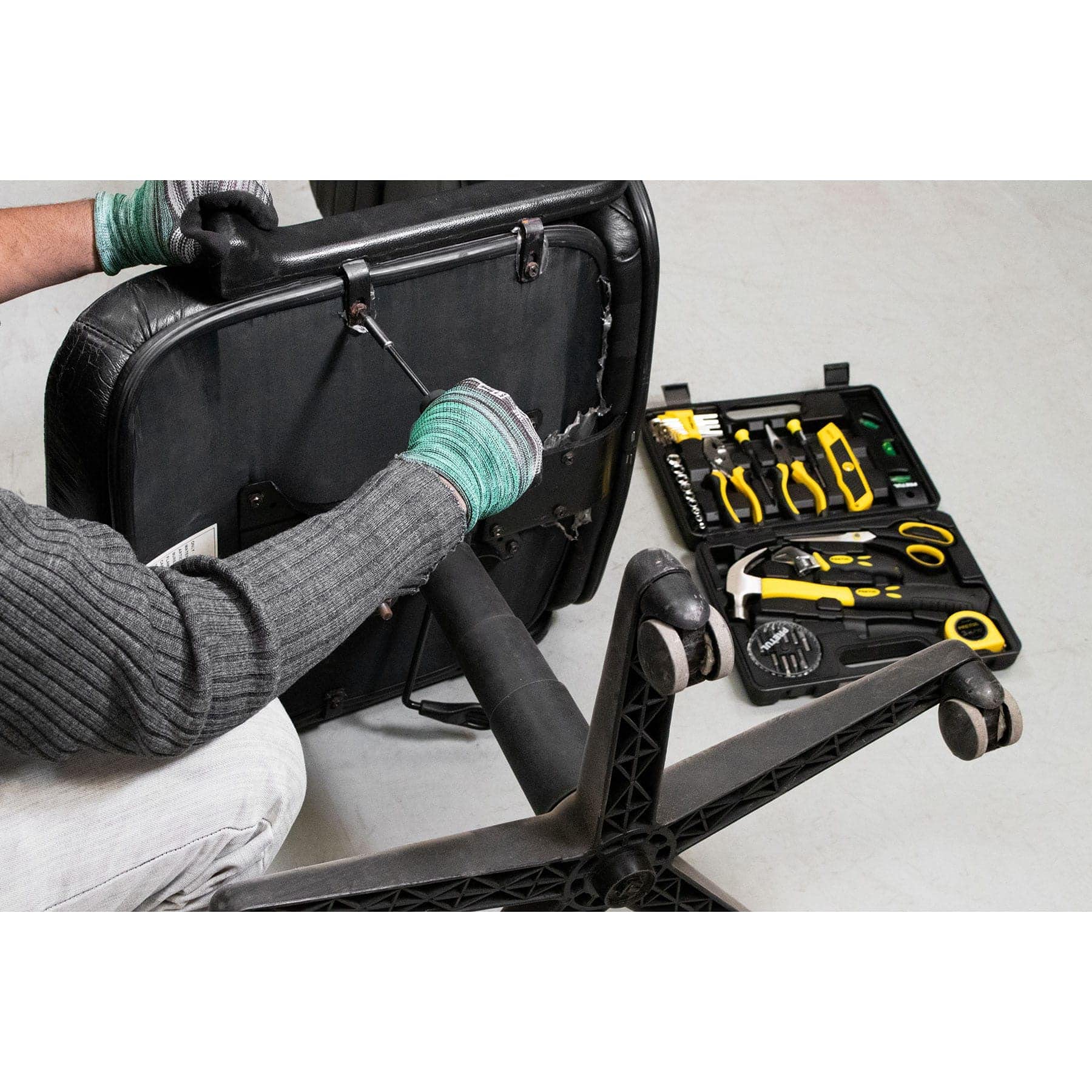 Juego de Herramientas Pretul Comfort Grip 42 Piezas