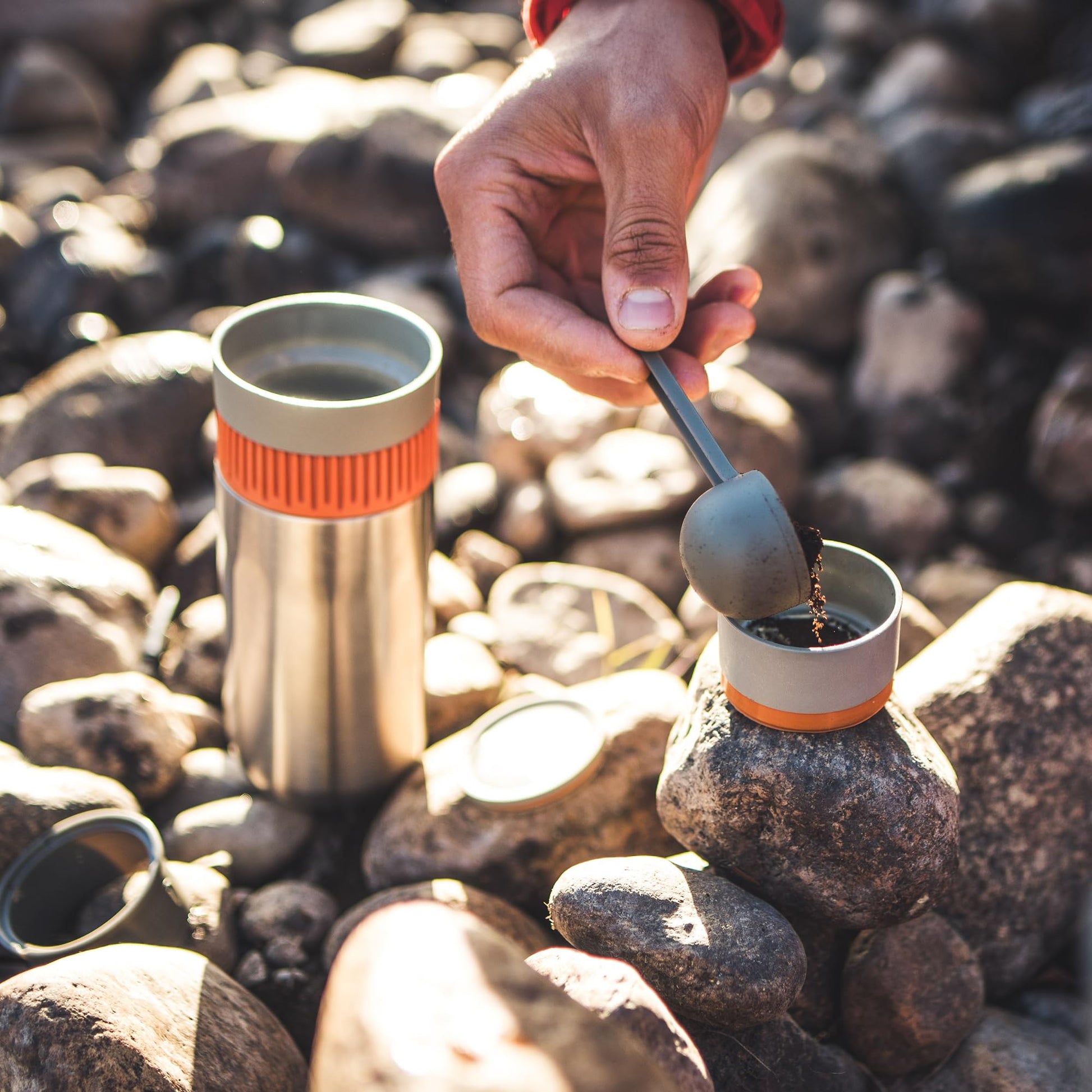 Wacaco Pipamoka, cafetera portátil todo en uno con presión de vacío, taza de viaje aislada, cafetera manual y de presión, extracción rápida, termo taza de acero inoxidable, 10 fl oz