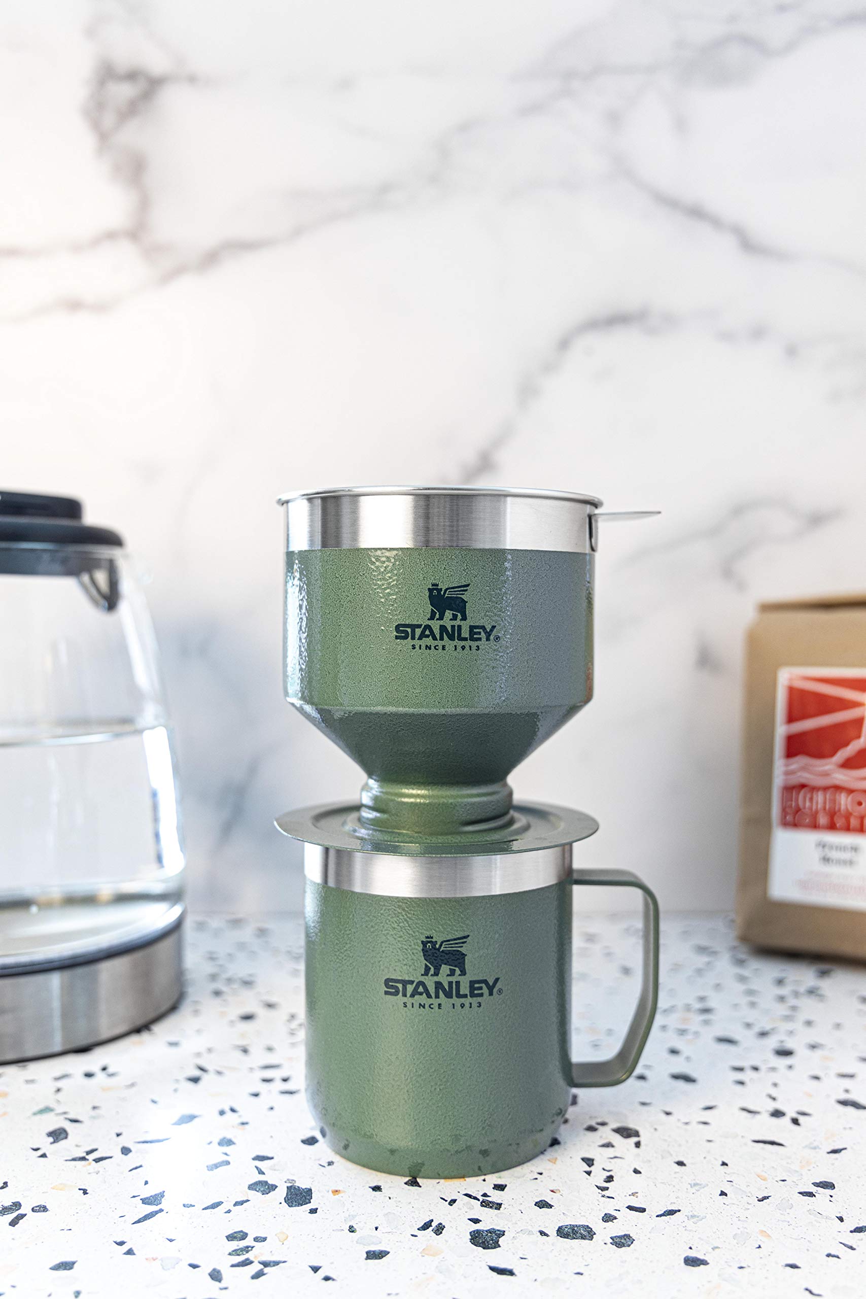 Cafetera Manual STANLEY Verde Hammertone con Filtro Reutilizable y Acero Inoxidable