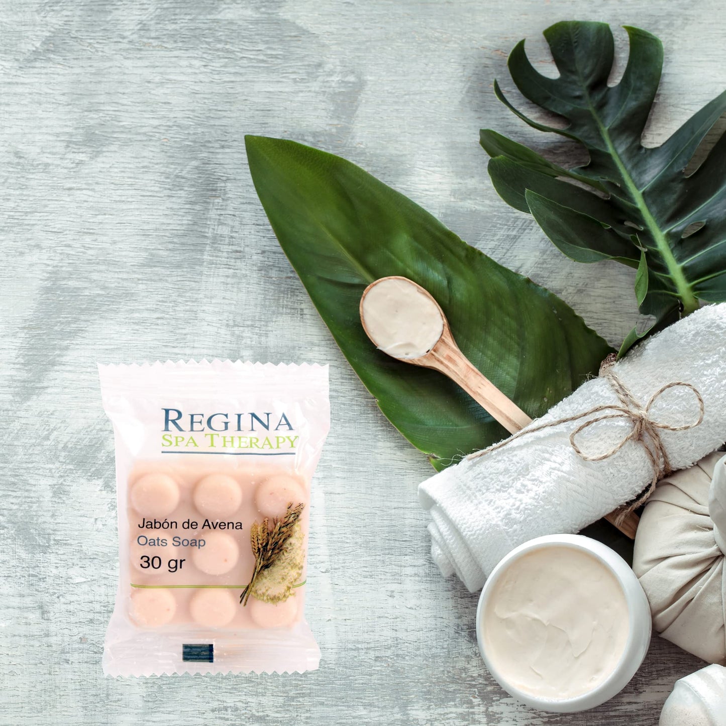 Regina Spa Therapy Jabón Corporal de Avena Natural 30g | Limpieza Nutritiva para Cuerpo y Manos | Amenidades para Hoteles, Airbnb, Spa | Jabones Naturales | Caja con 250 Piezas