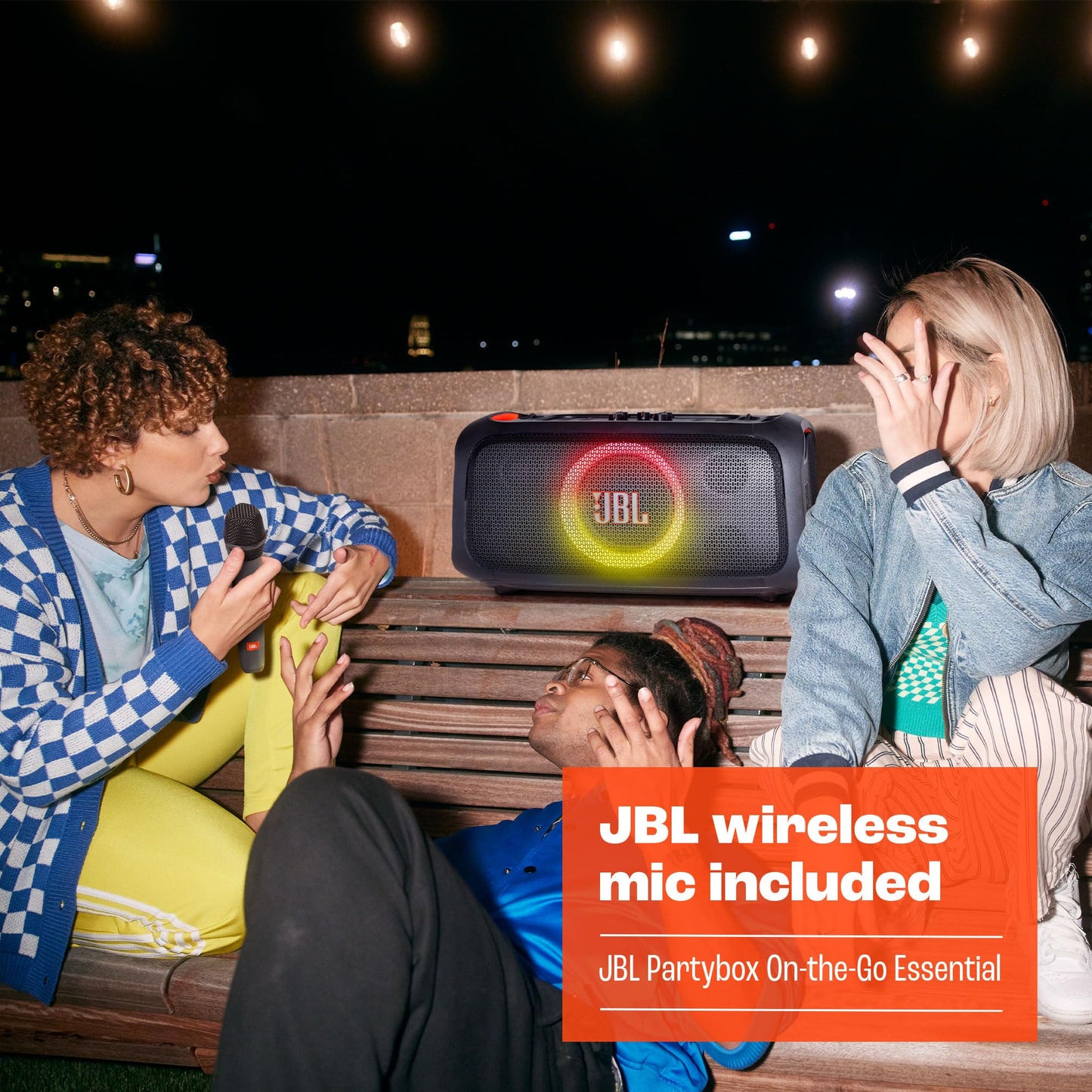 JBL PartyBox On-The-Go Essential Bocina Portátil Efecto Luz Bluetooth, 100W de Potencia, Reproducción 6 Horas, Resistente a Salpicaduras IPX4 - Negro
