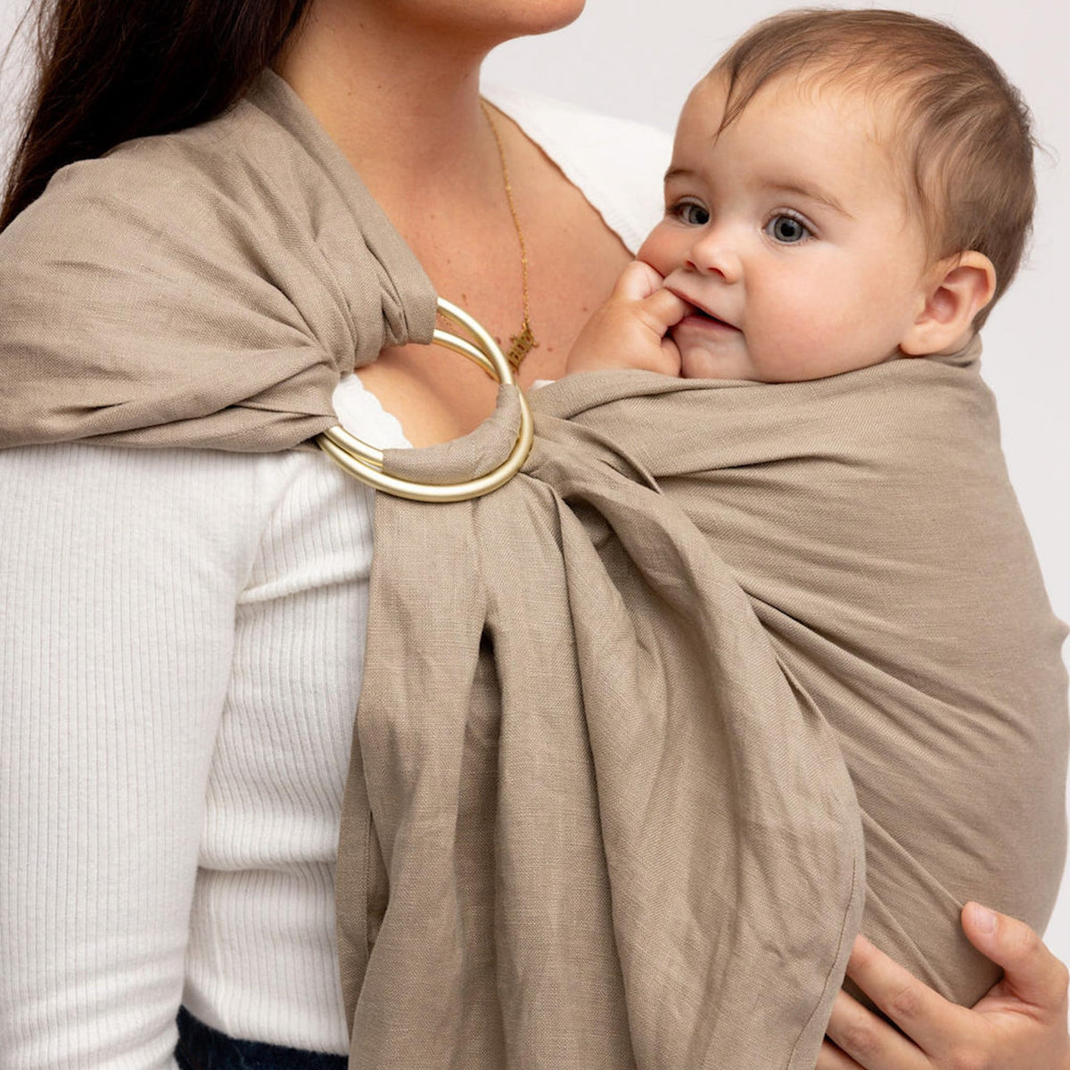 WildBird - Portabebés con forma de anillo de 0 a 36 meses (hasta 35 libras) - Largo (90 pulgadas) - Anillo de bronce y alondra del desierto - Transporte frontal, cadera o espalda, ajuste ajustable
